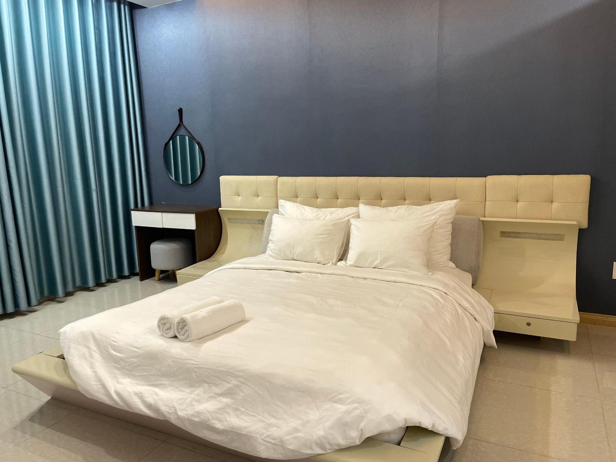 Penthouse 4 Bed In Apartment