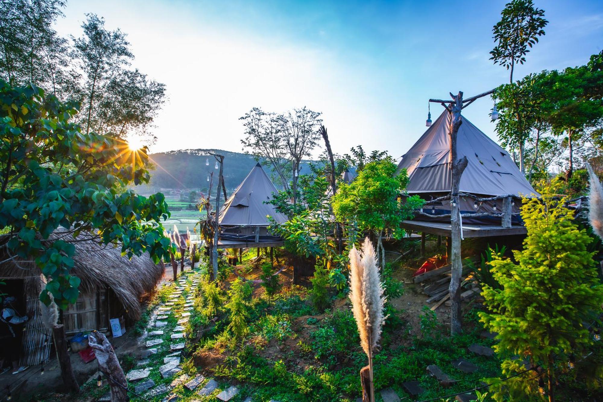 Ở trọ Nha Trong Ban - Mang Den *