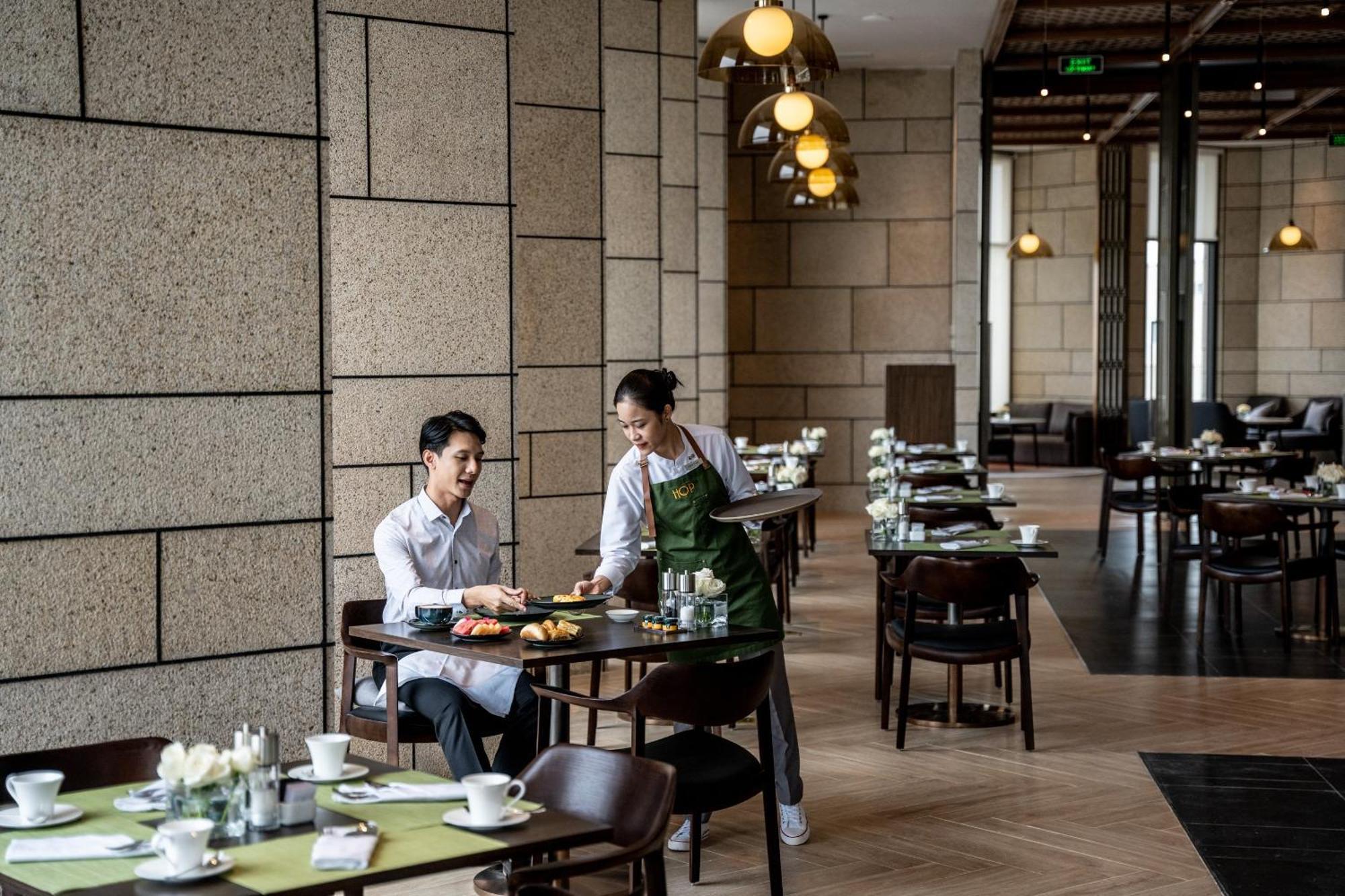 Crowne Plaza Centre By Ihg Vinh Yen