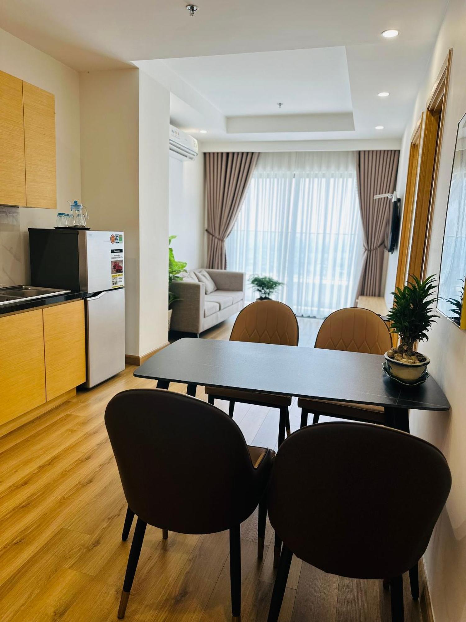 Tms - Lee Xinh Apartment *