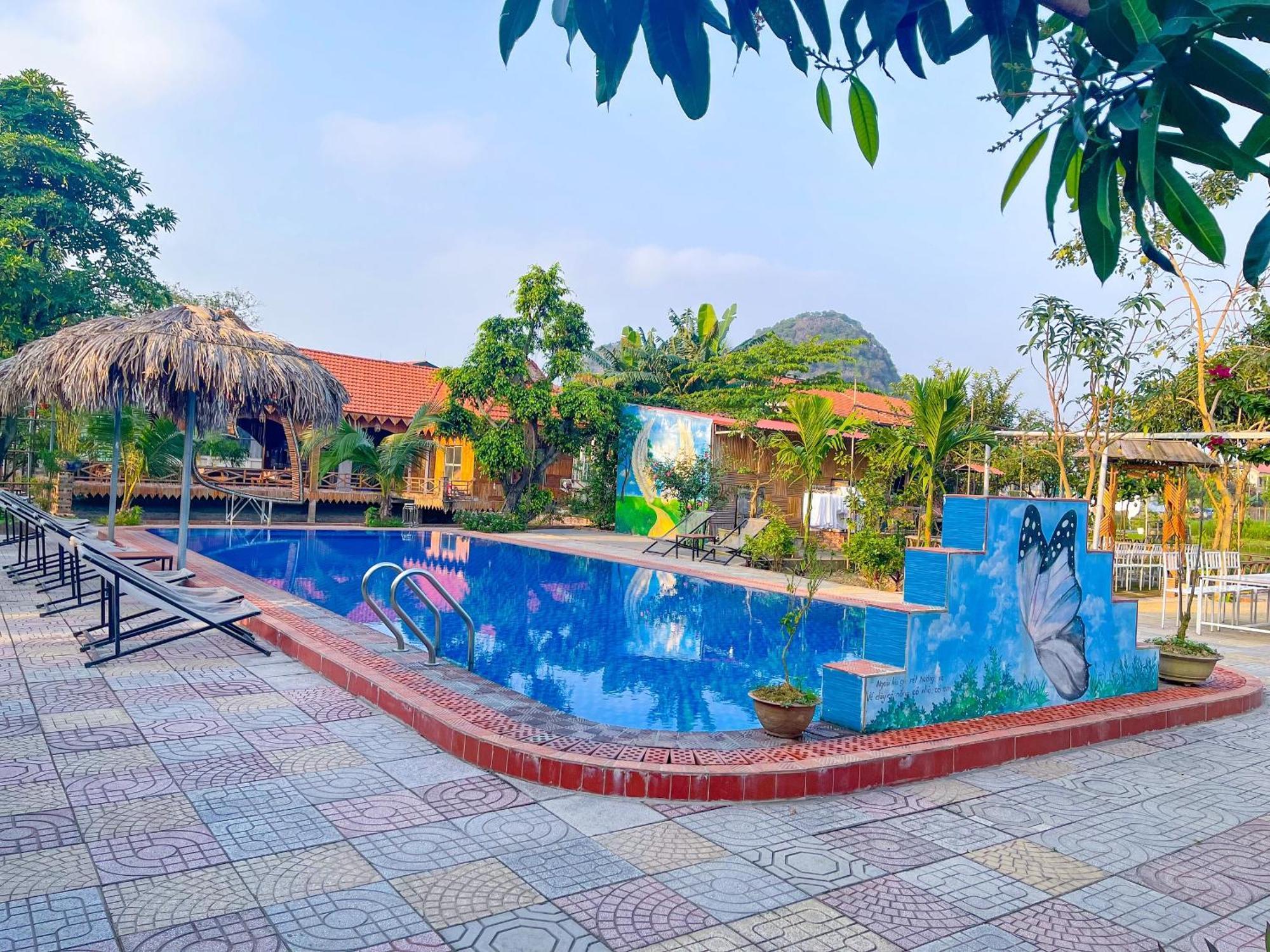 Hotel Trang An Quynh Trang Happy & Garden 3*
