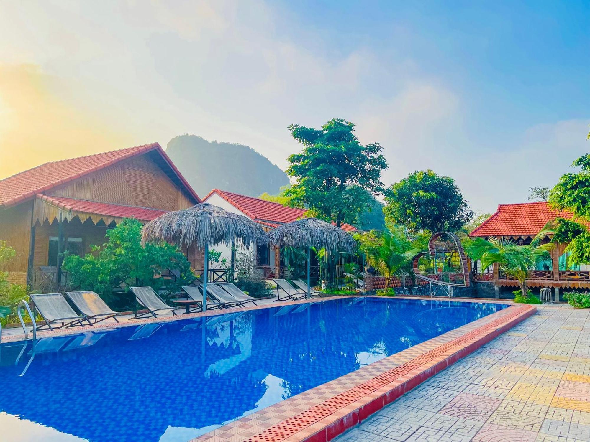 Trang An Quynh Trang Happy & Garden Hotel