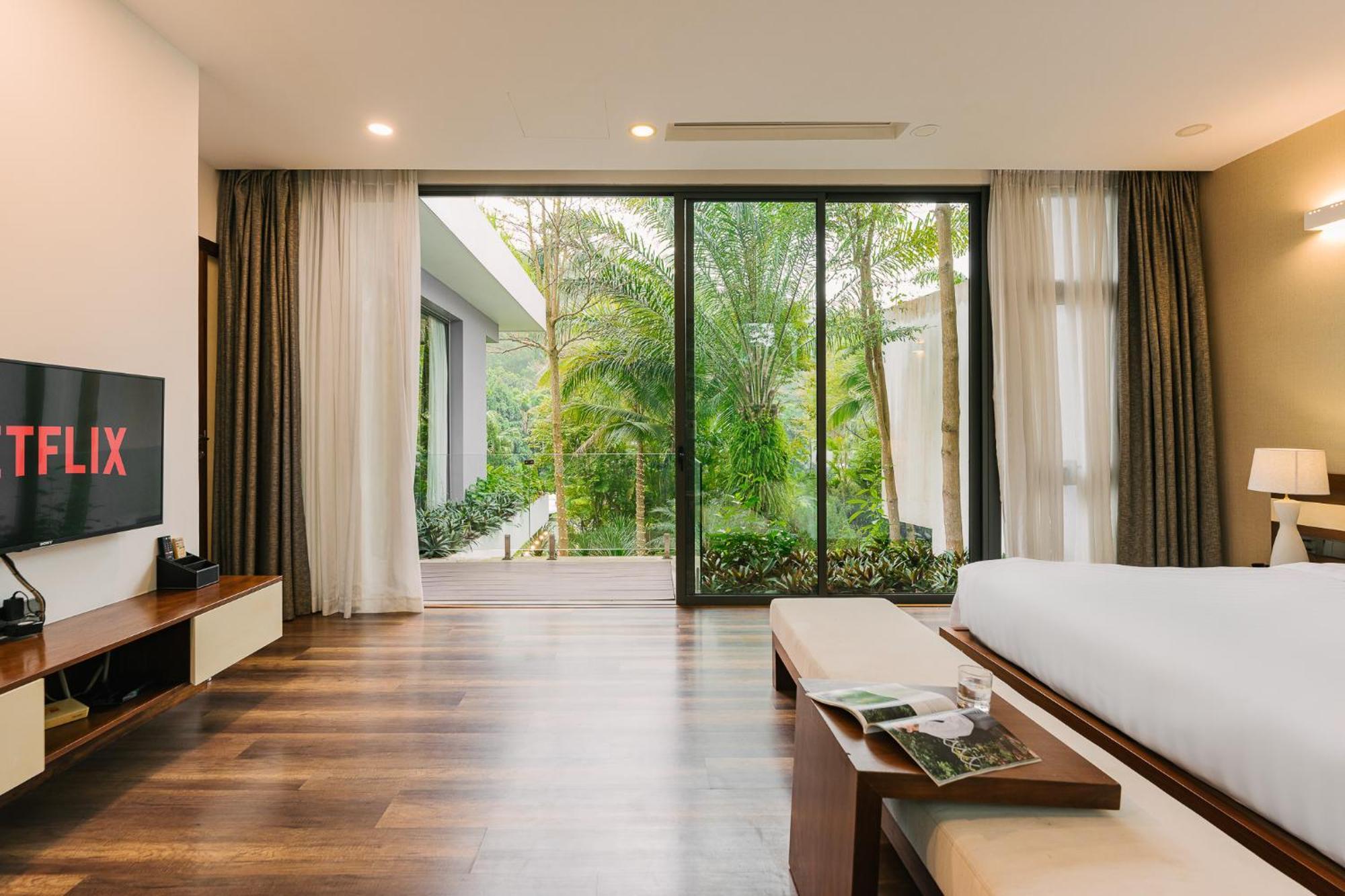 Rosee - With Private Pool Villa Hanoi