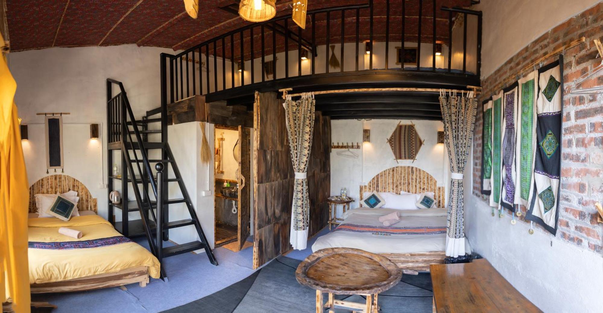 Plum Eco House Hotel