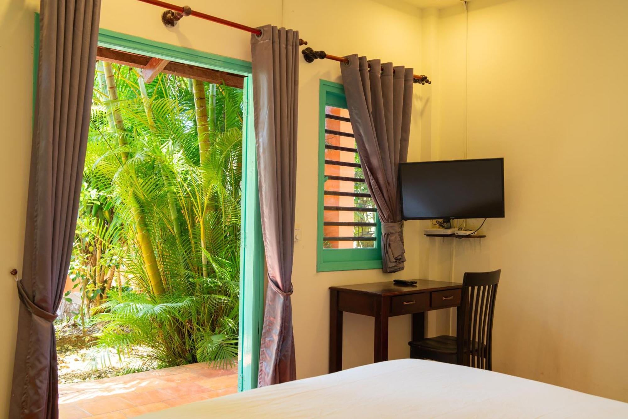 Ivory Falls Resort Di Linh