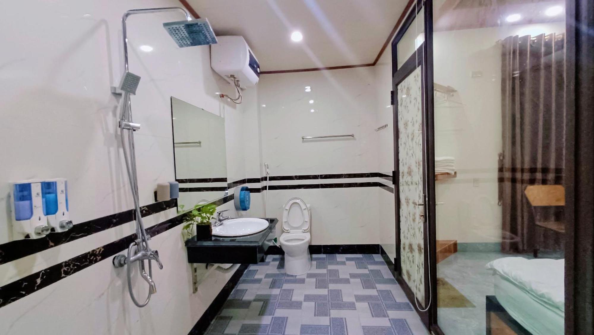 Bed & Breakfast Ninh Binh Kong's