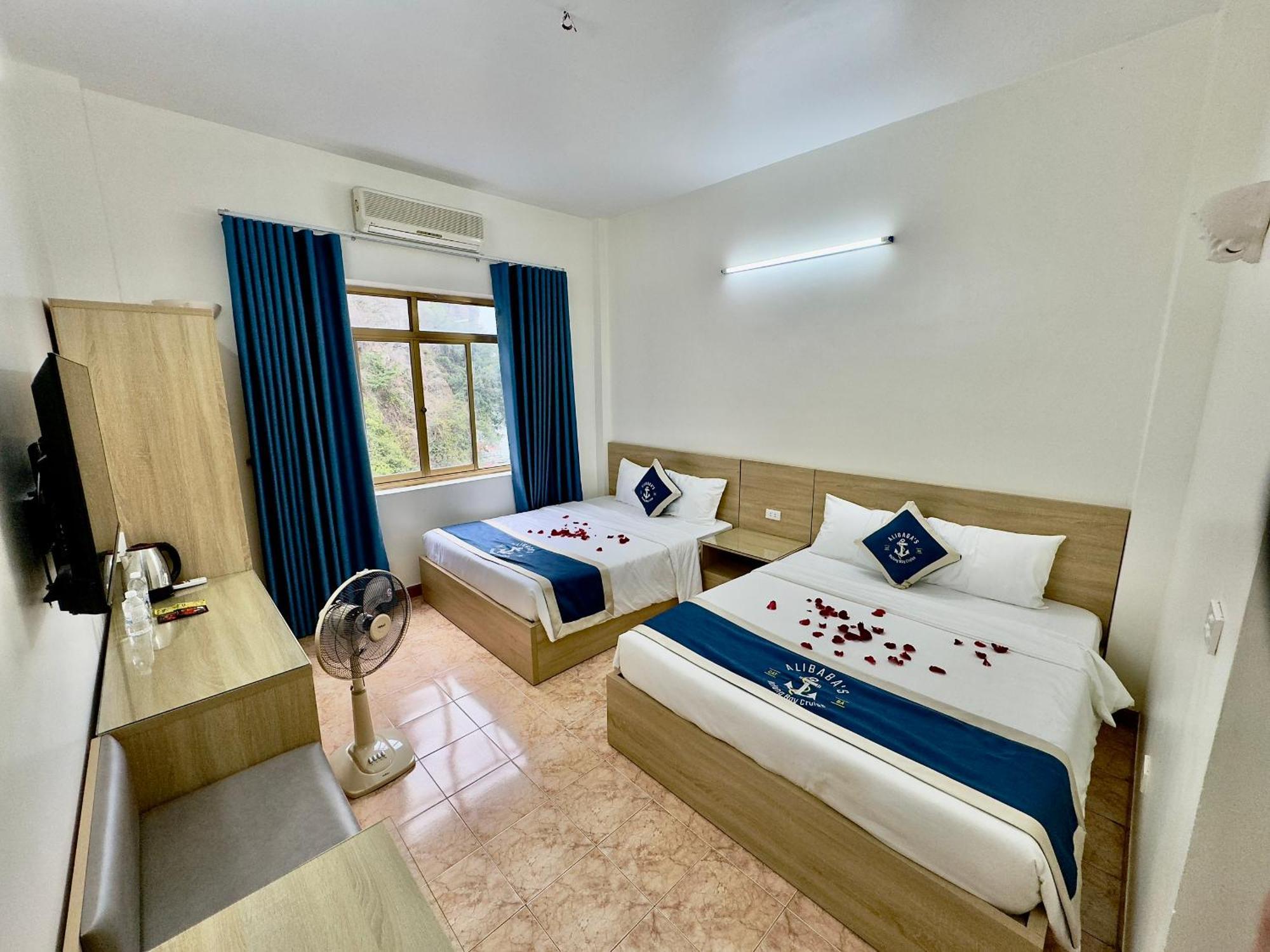 Hotel Cat Ba Plaza