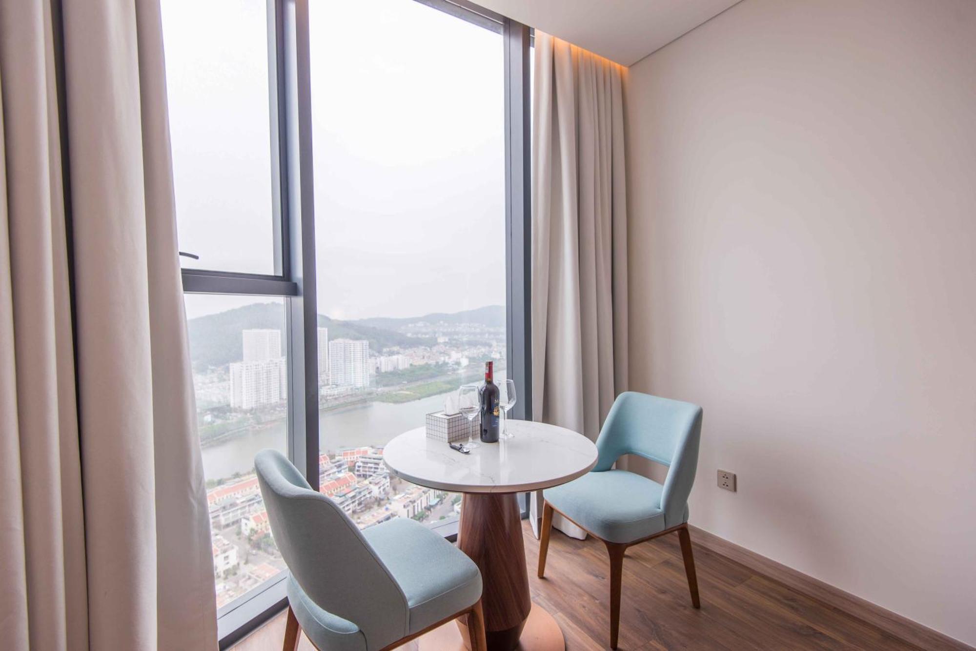 A La Carte Ha Long Bay Managed By Anstay Apartment Ha Long