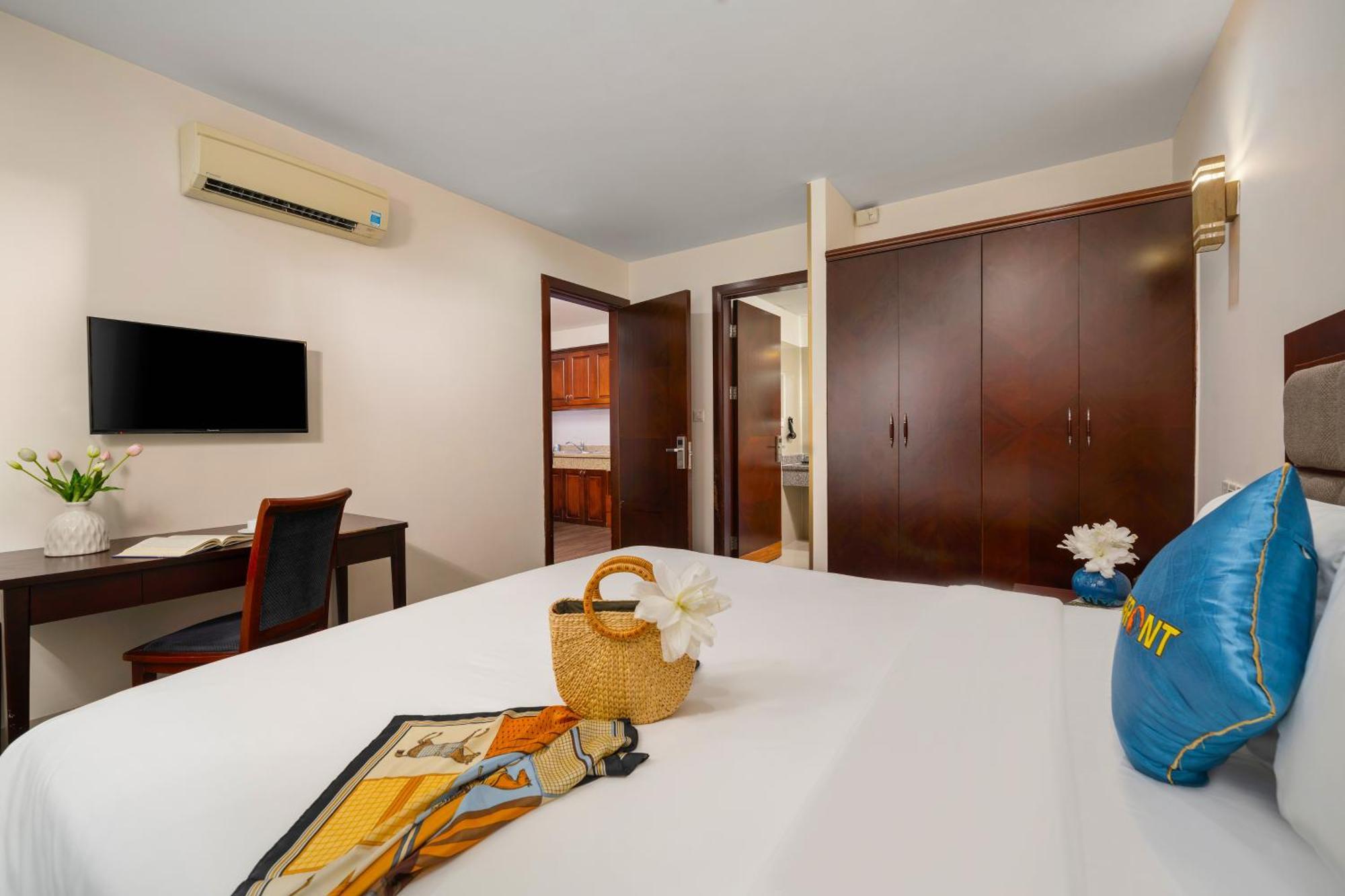 Seafront Hotel 4*