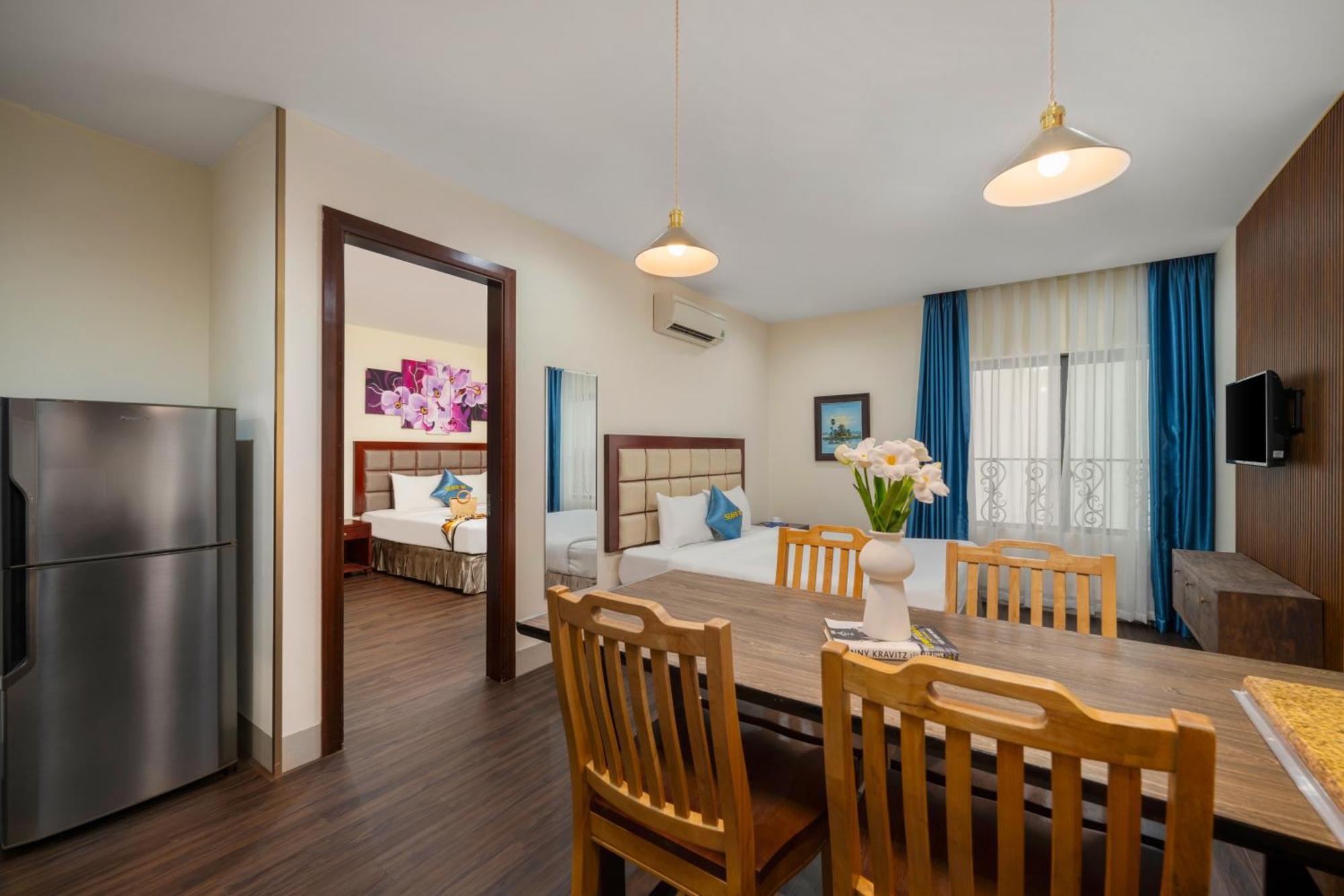 Seafront Hotel Da Nang