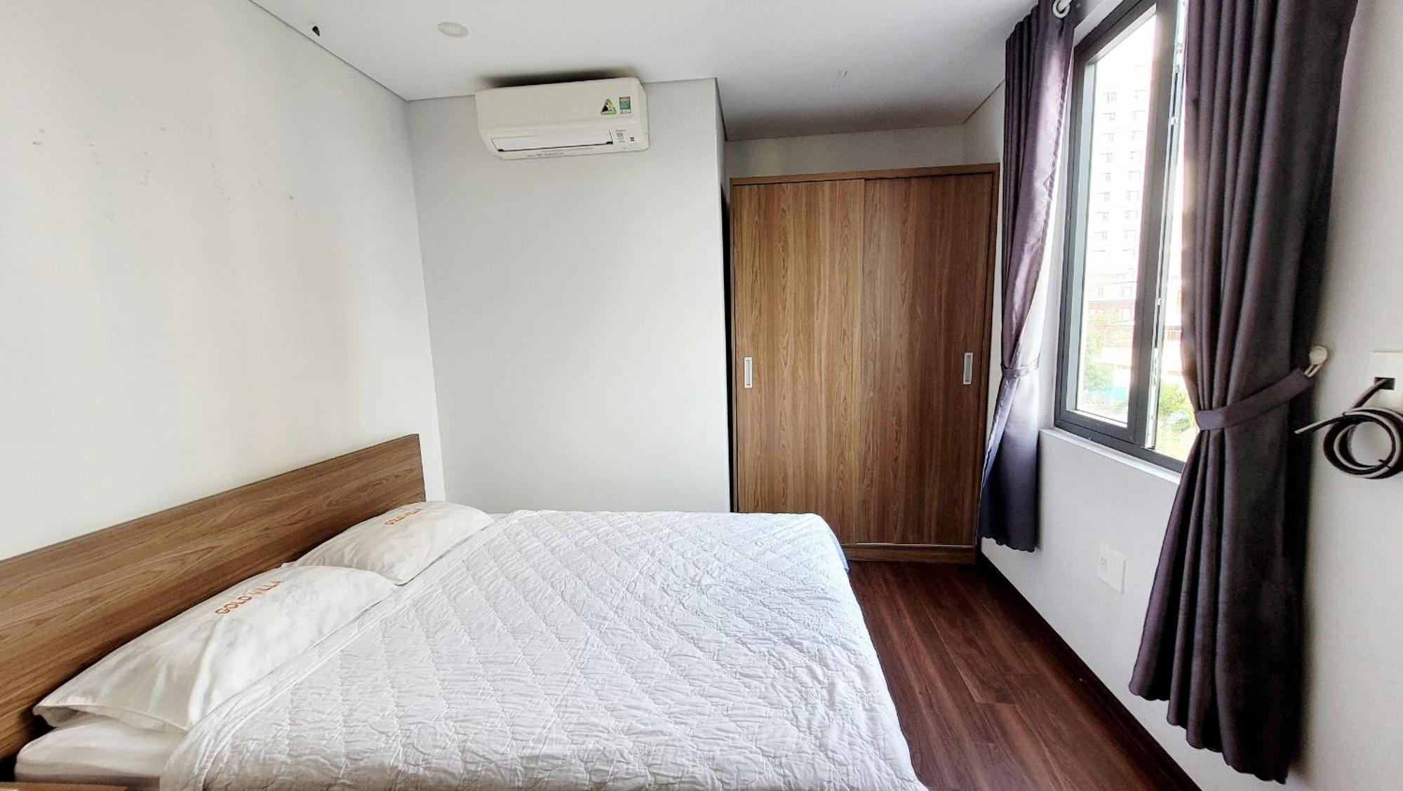 Gold Apartment