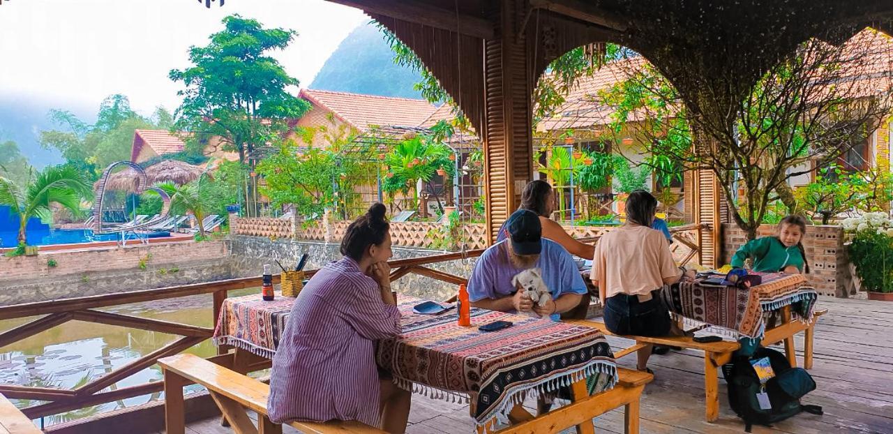 Hotel Trang An Quynh Trang Happy & Garden 3*