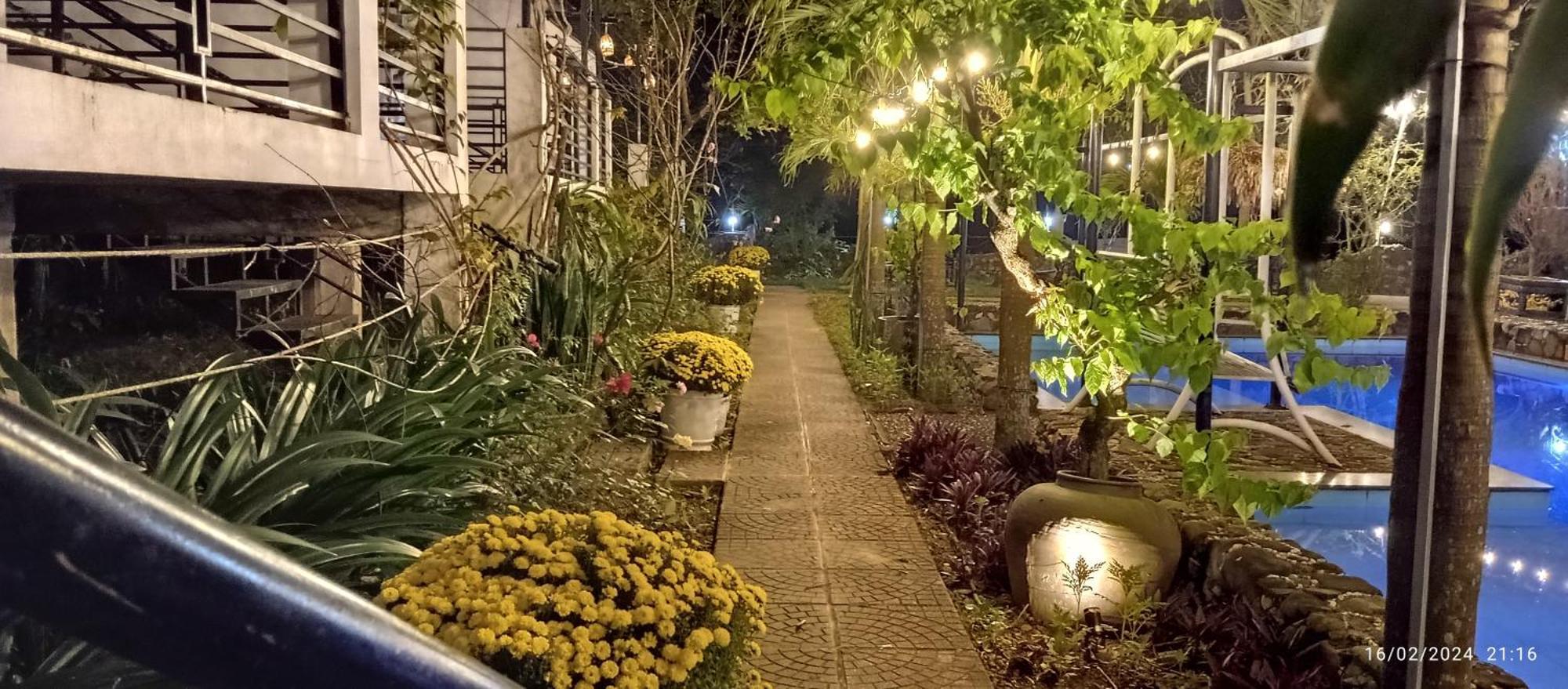 Palafita 3* Phong Nha