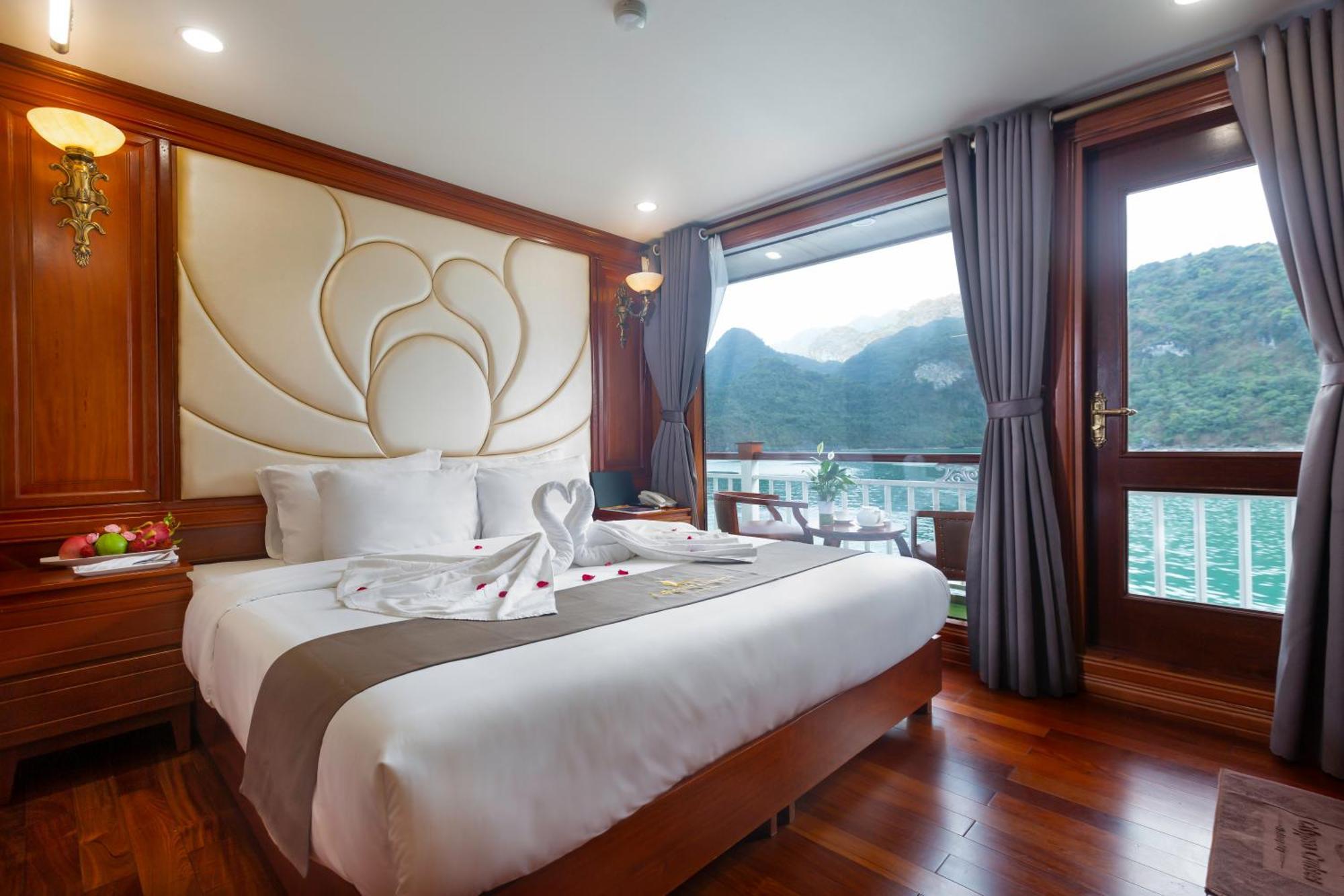 Le Journey Elegance Cruise 5* Ha Long
