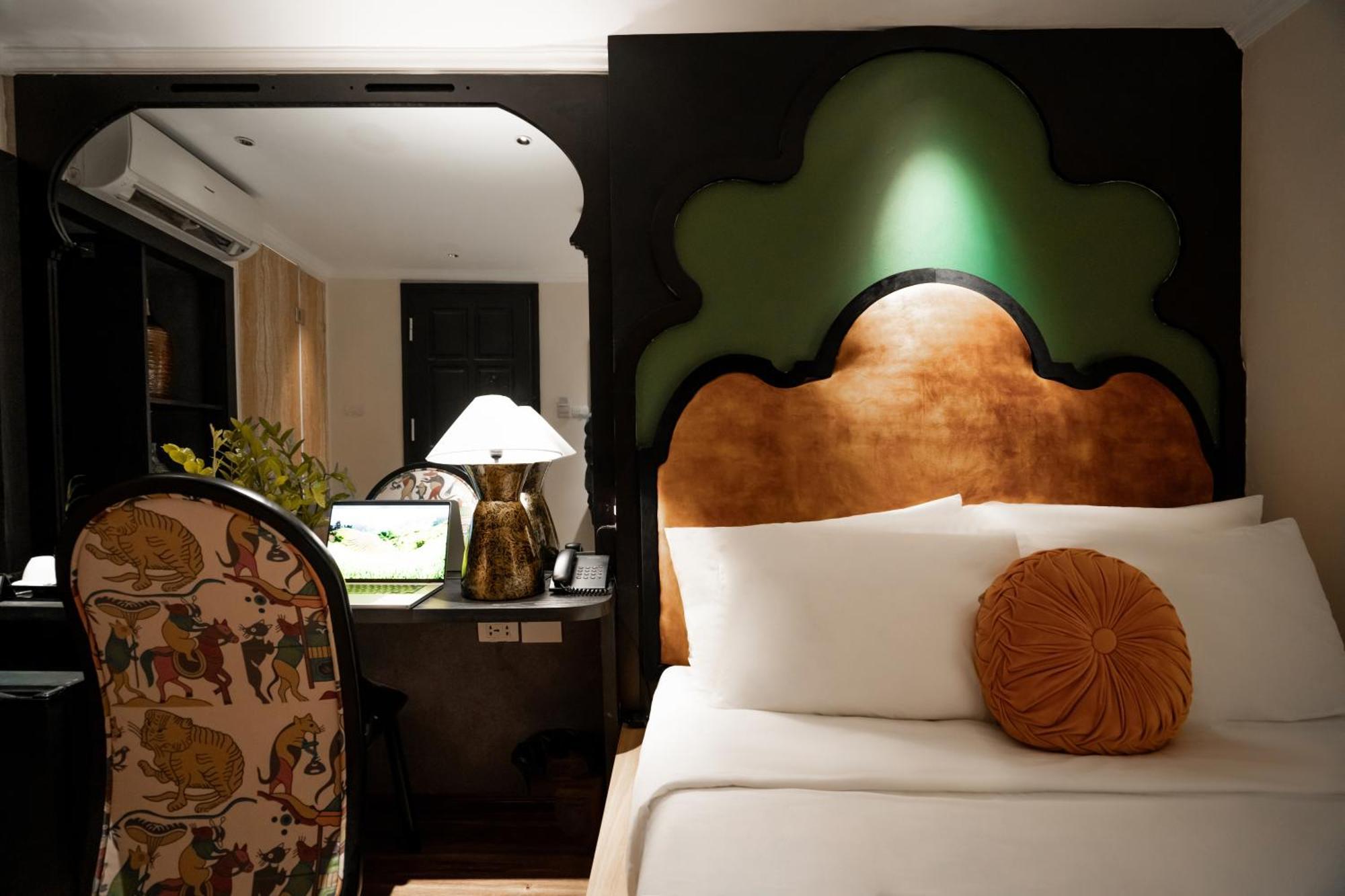 Hotel Center Silk Classic & Travel