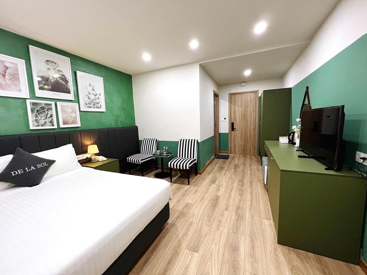 De La Sol Hotel 3*
