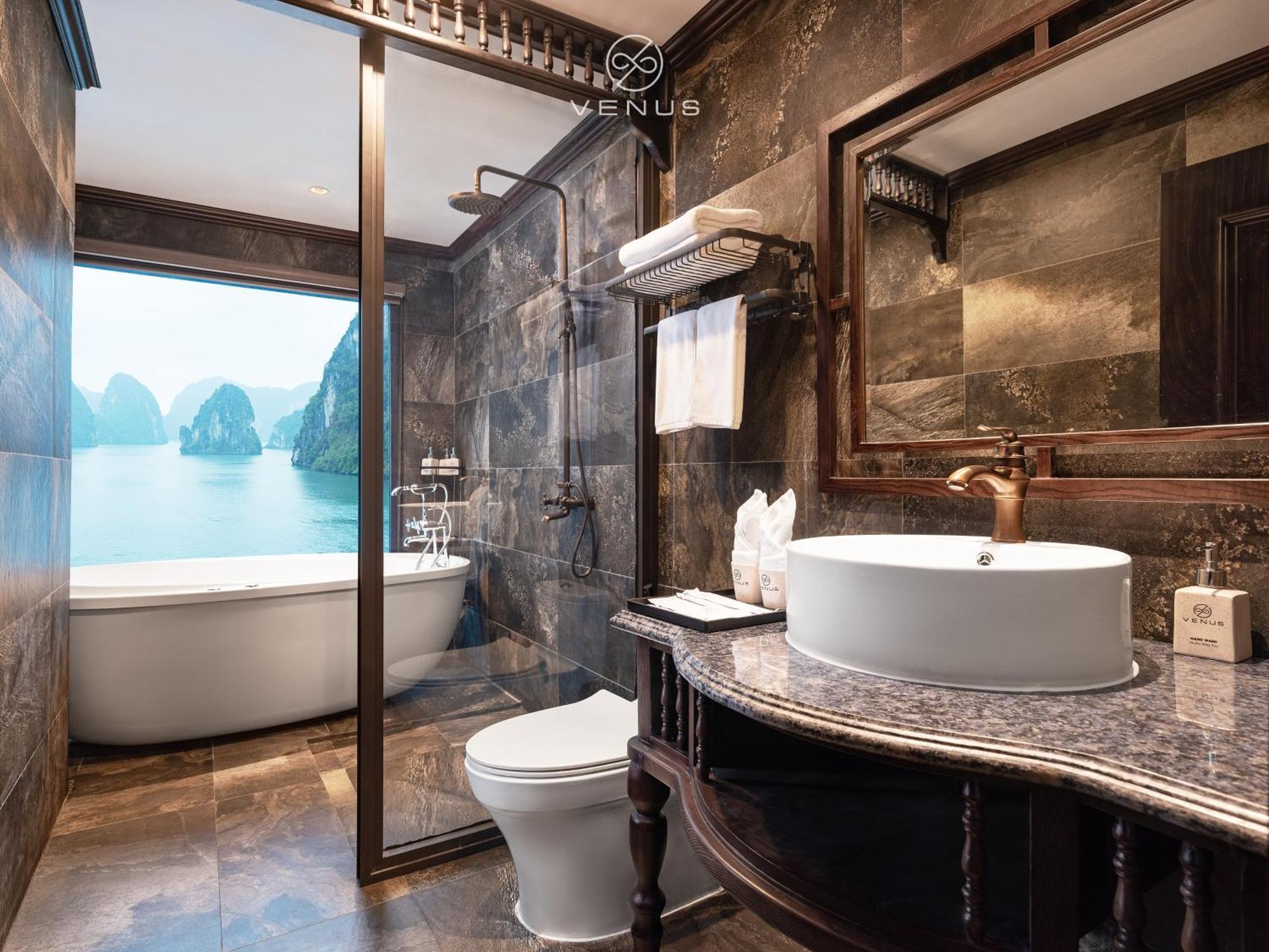Venus Halong Cruises  5*