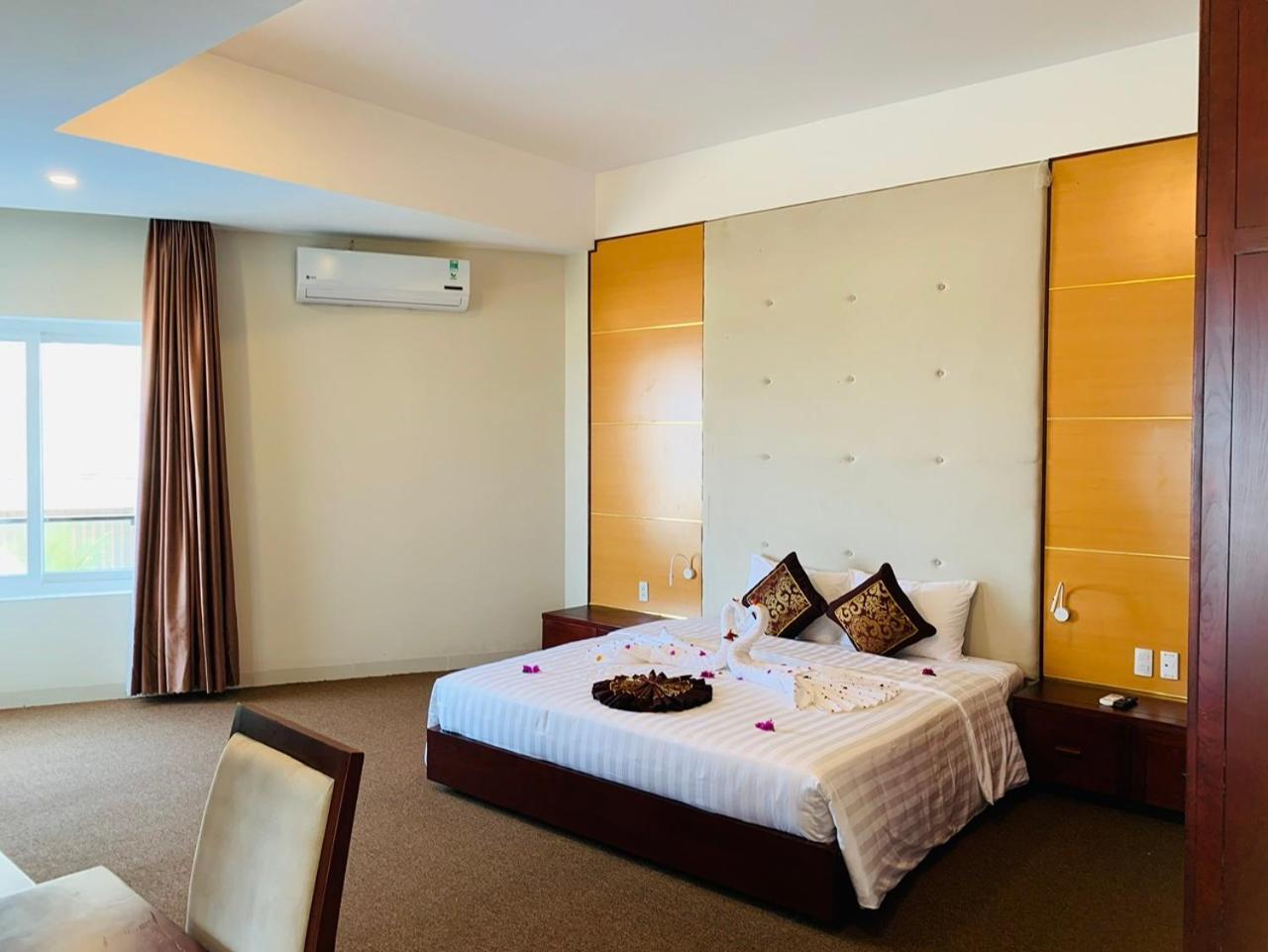 Duy Tan Quang Binh & Hotel 4*