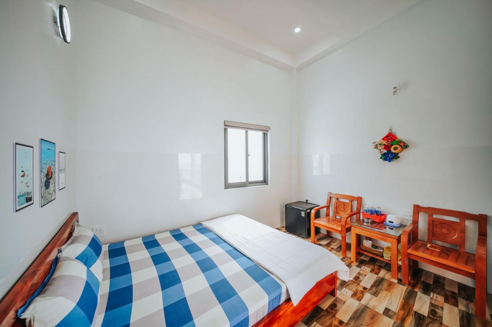 Nha Nghi Phong Quynh - Dao Phu Quy Hotel