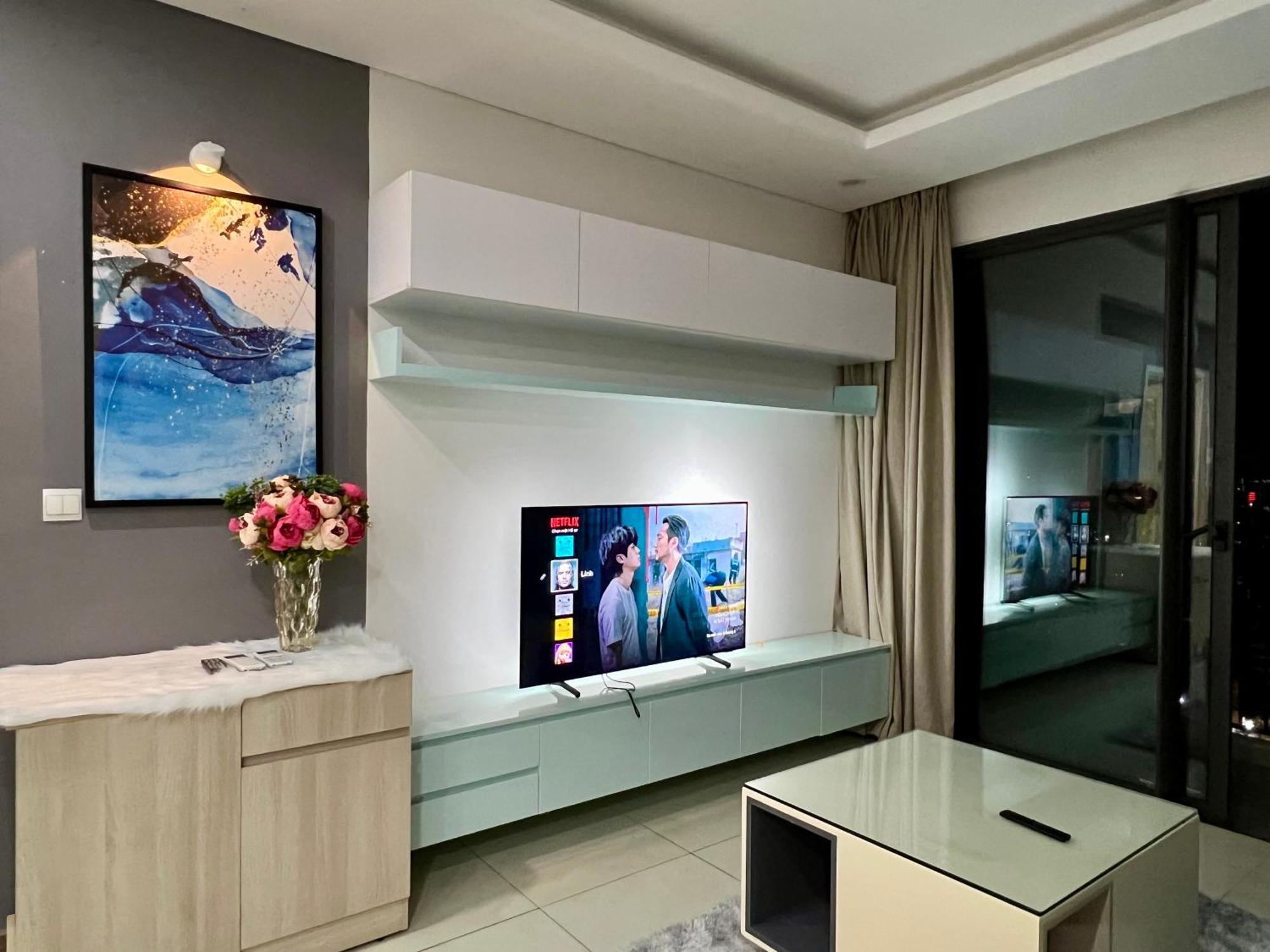 Aparthotel Uphoenix Home- Hado Centrosa Garden Ho Chi Minh City