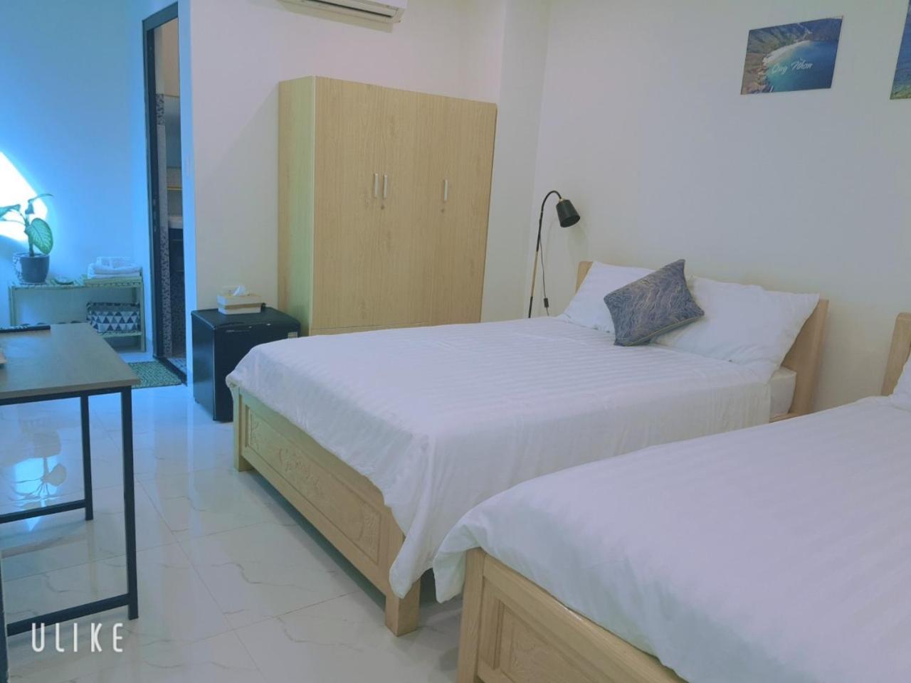 Hotel Anh Duong - Coastal Stop - Just 2 Mins Walking To Eo Gio 5*