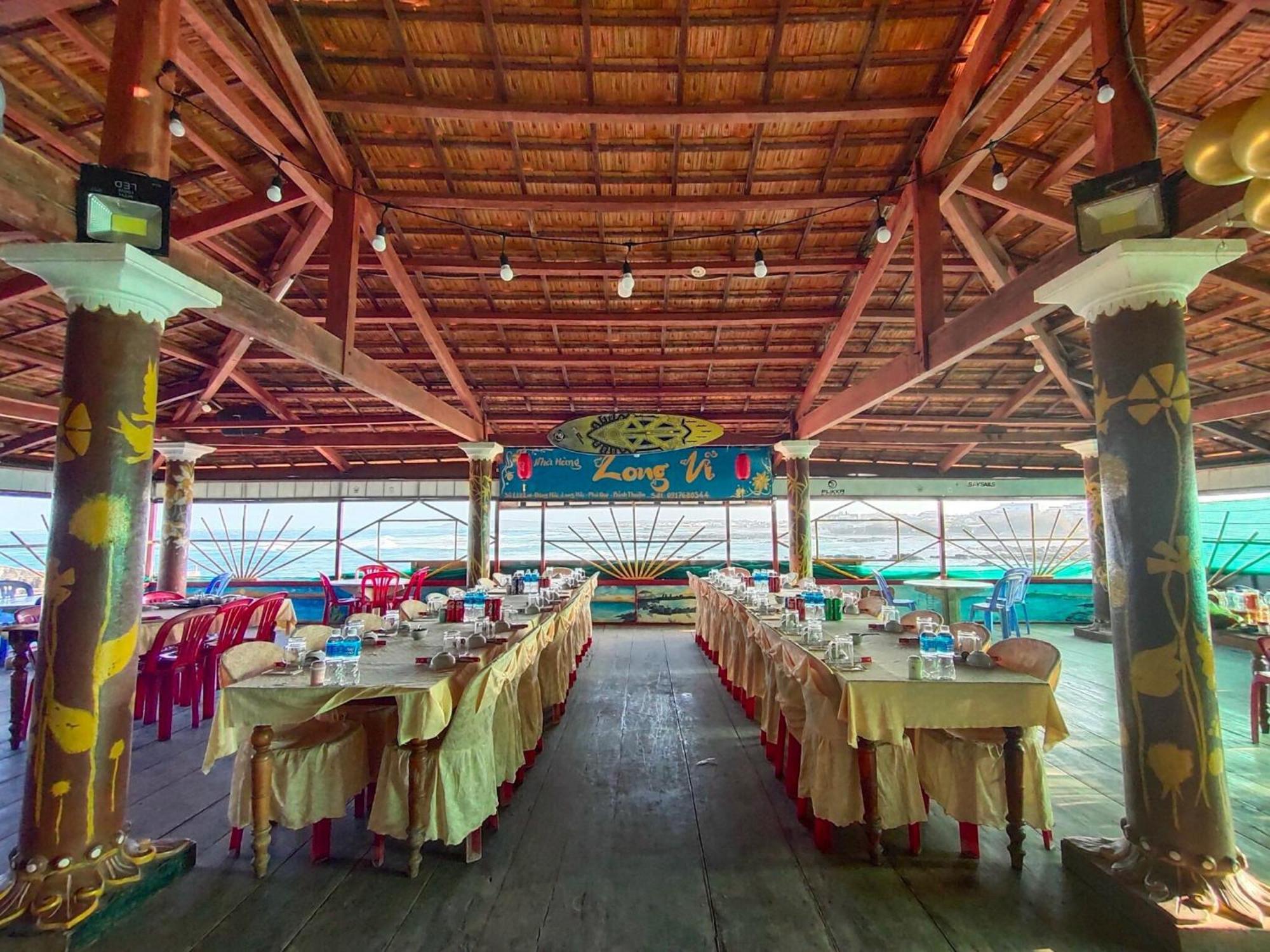 Khách sạn Long Vi - Dao Phu Quy Cu Lao Thu