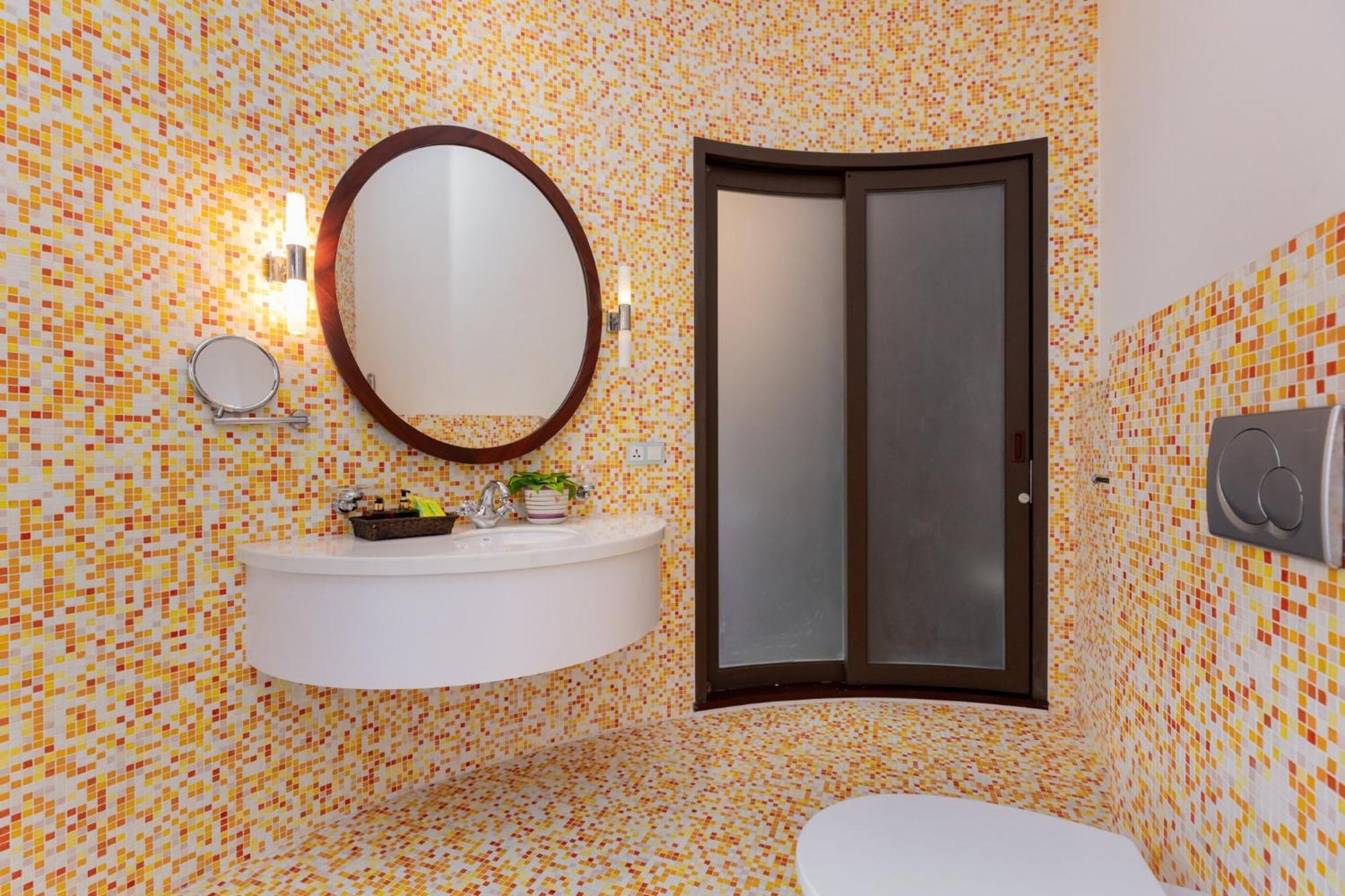 Orangeblue Near Pool Free Vietnam Villa *