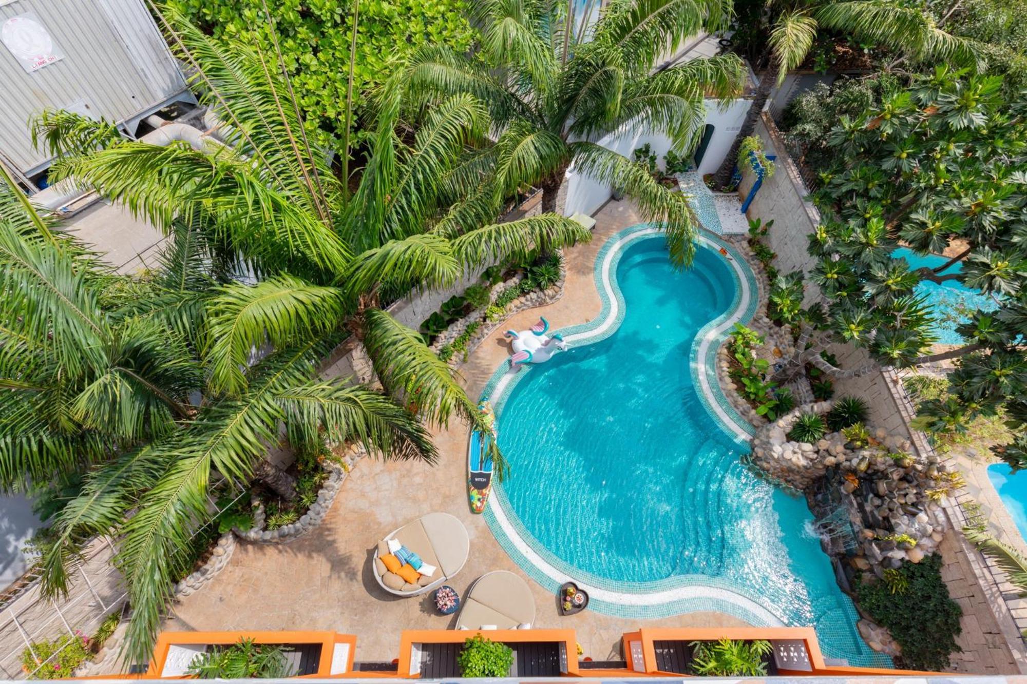 Orangeblue Near Pool Free Vietnam * Vung Tau