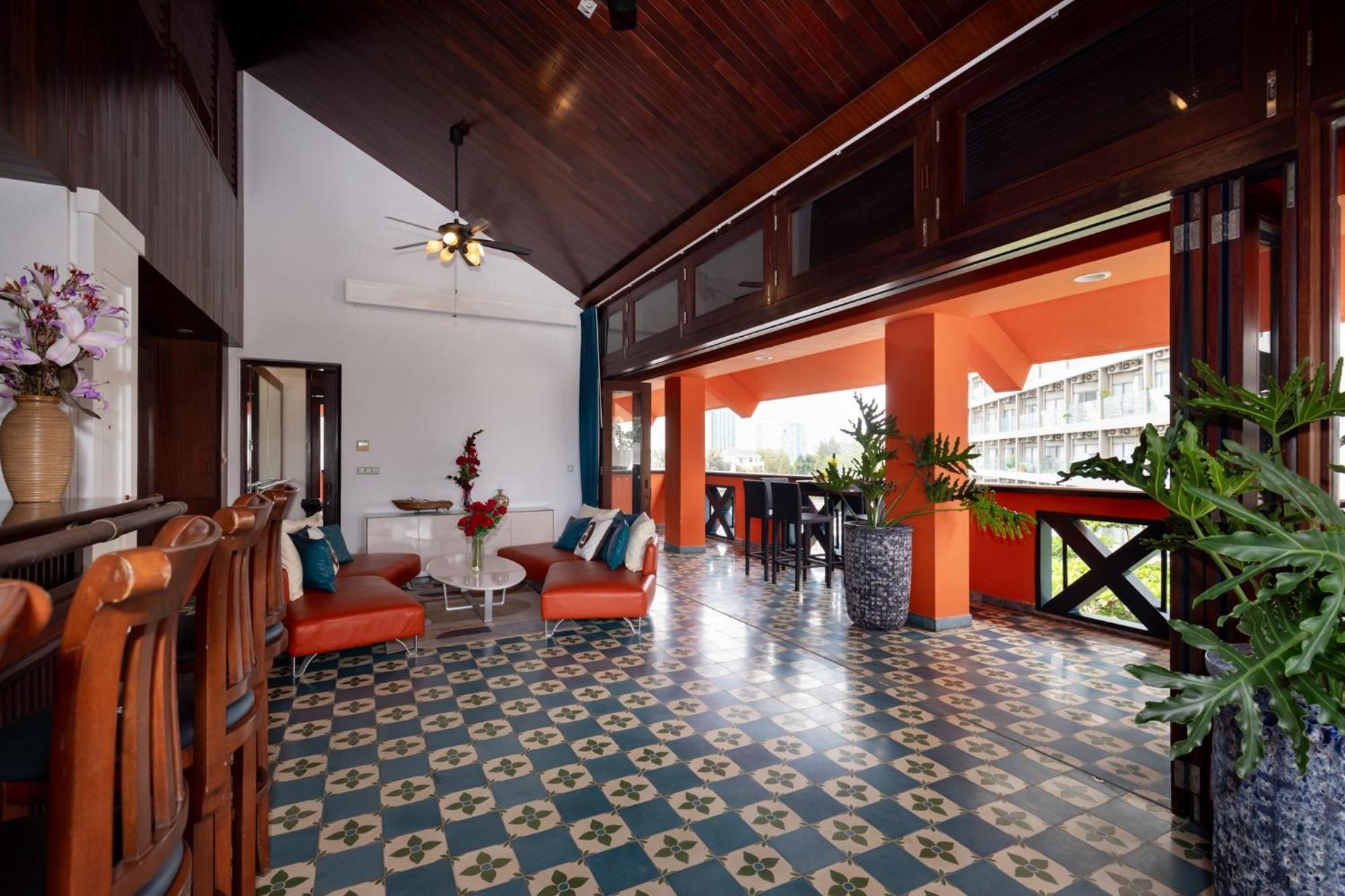 Orangeblue Near Pool Free Vietnam Villa *