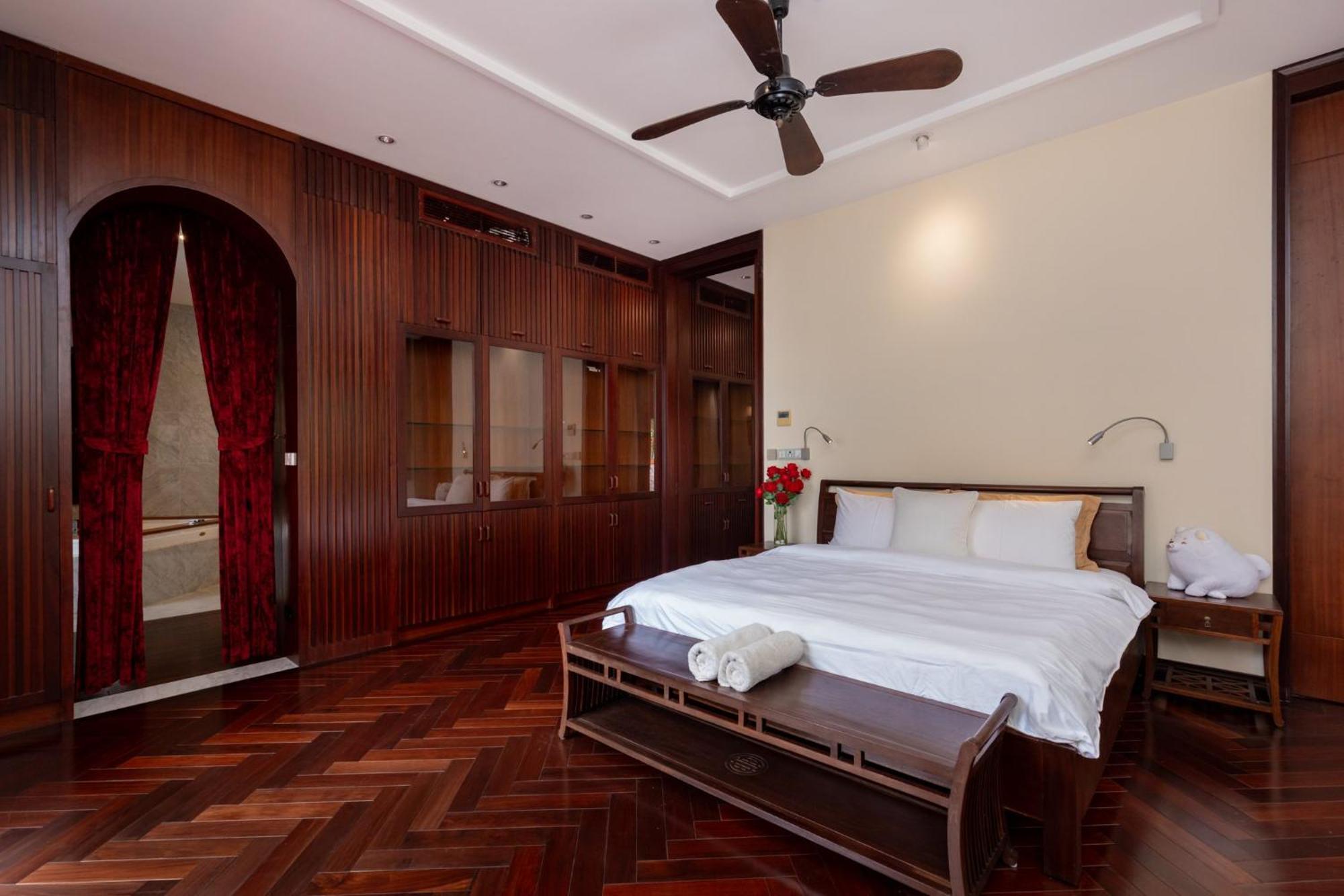 Orangeblue Near Pool Free Vietnam Villa *