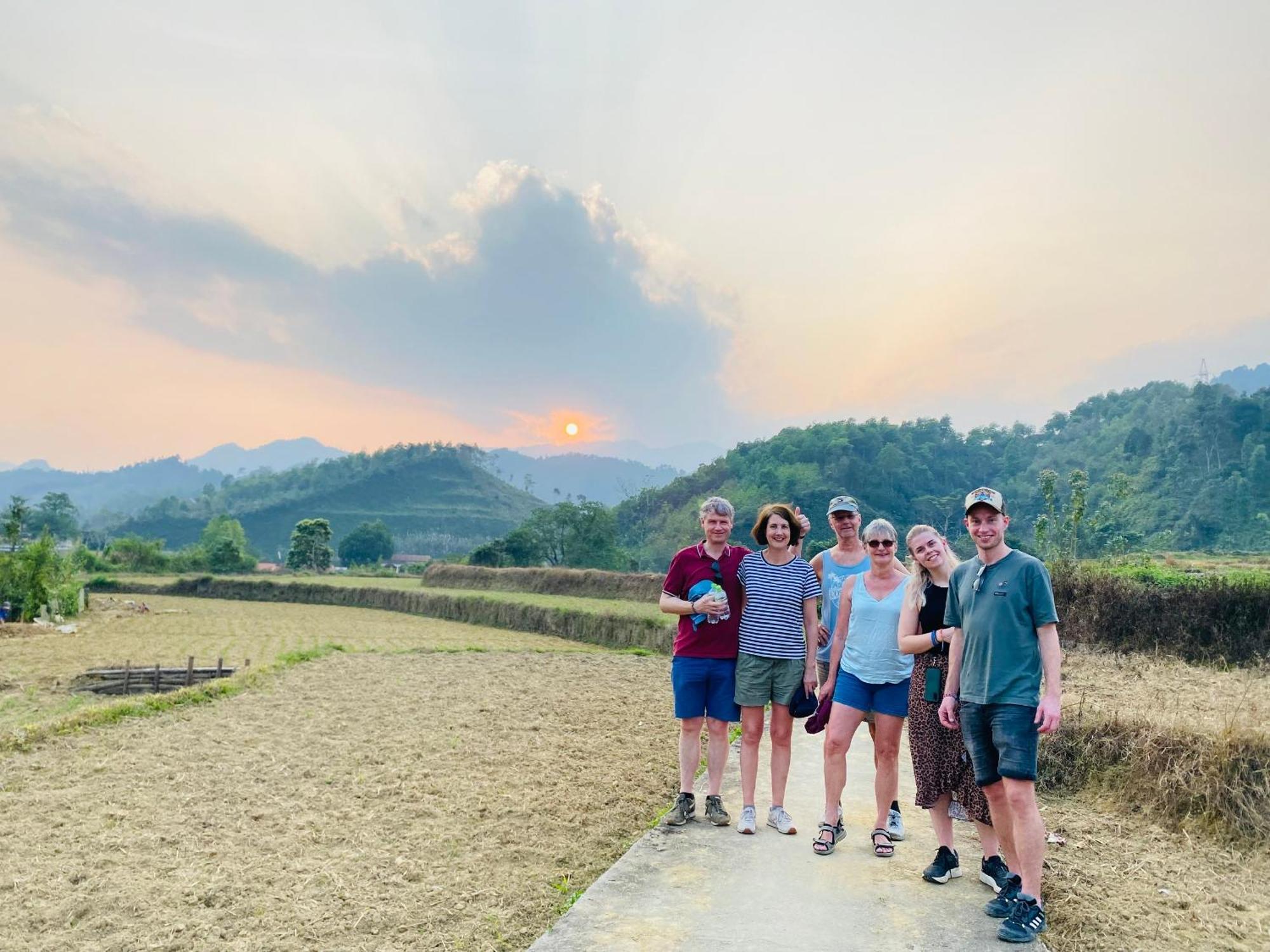 Homestay Ban Bang Tours & Motorbike *
