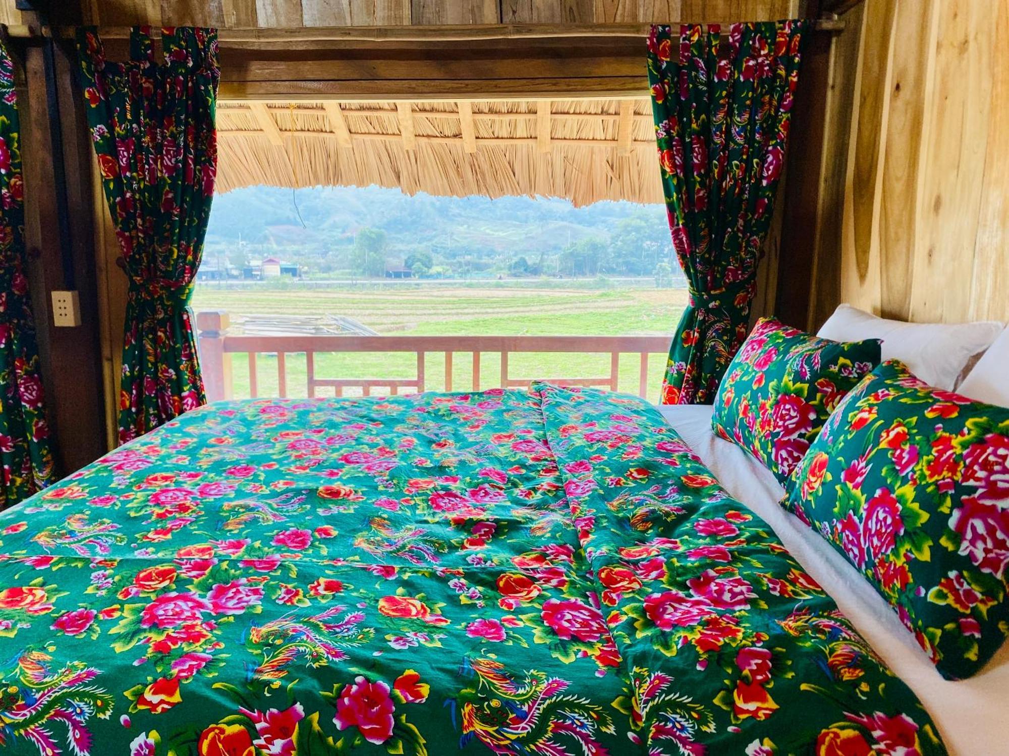 Ban Bang Tours & Motorbike Ha Giang
