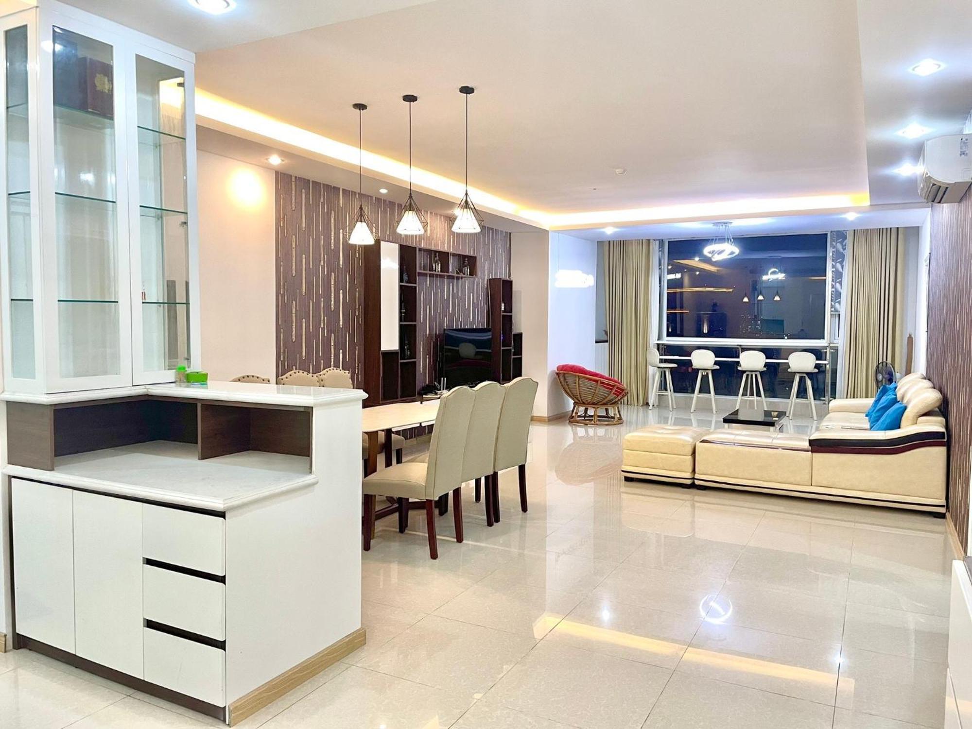Apartment Penthouse 4 Bed In *