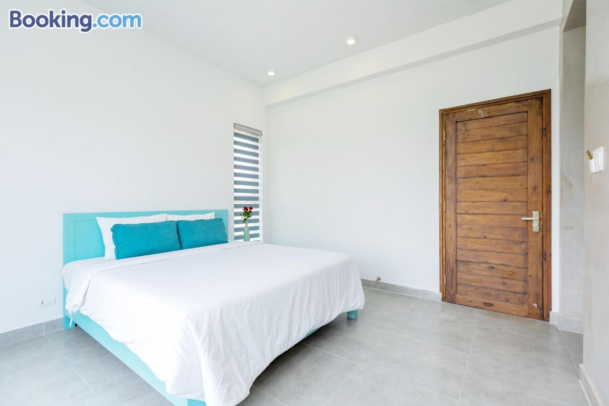 Villa White Day Villages Gan Bien Long Cung *