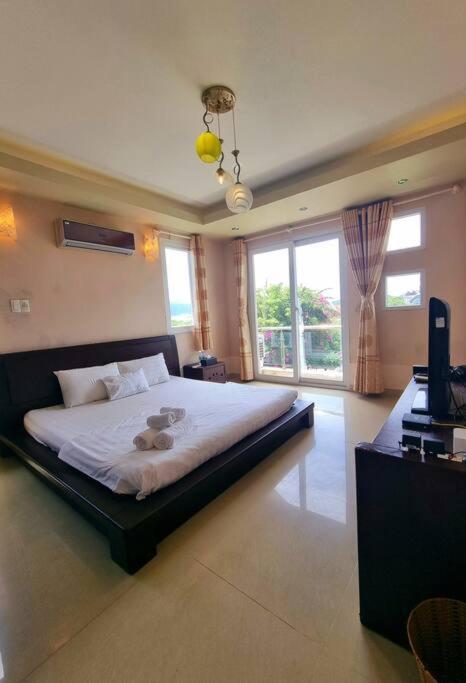 Villa Promotion 20% 4 Bedrooms, Near Beach, Comfort
