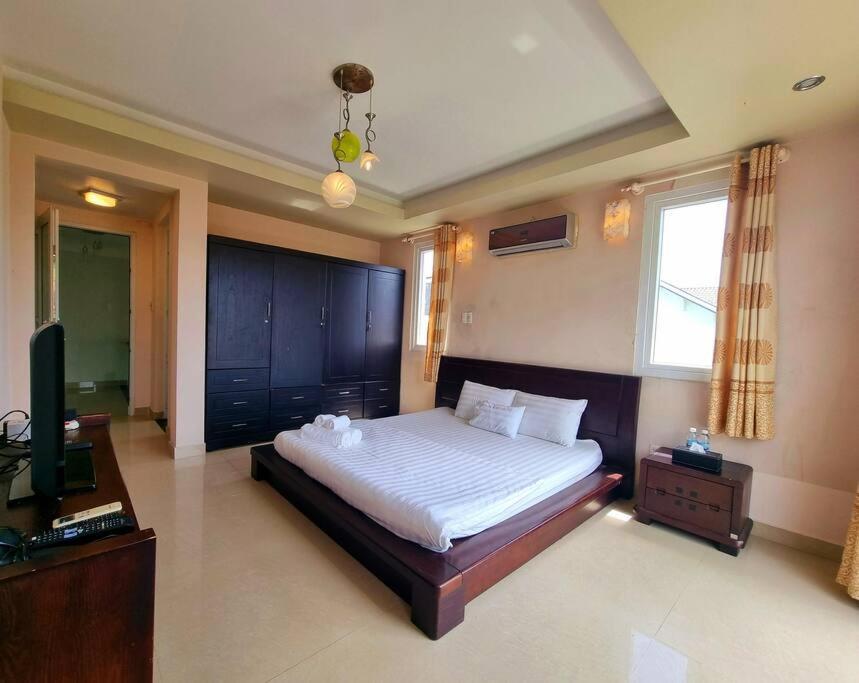 Promotion 20% 4 Bedrooms, Near Beach, Comfort Villa Nha Trang