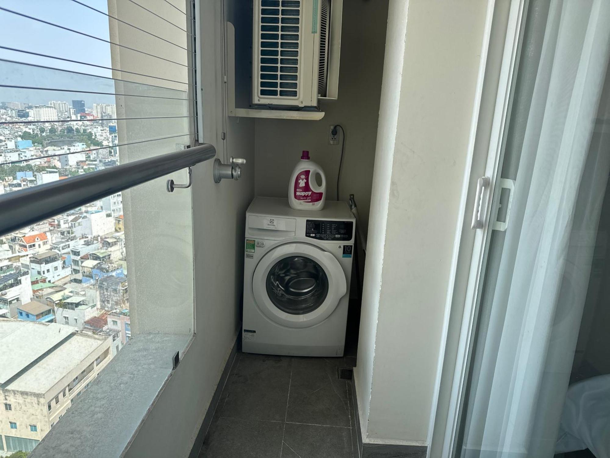 Modern 2br 12 Center At Terra Royal By Orli Apartment