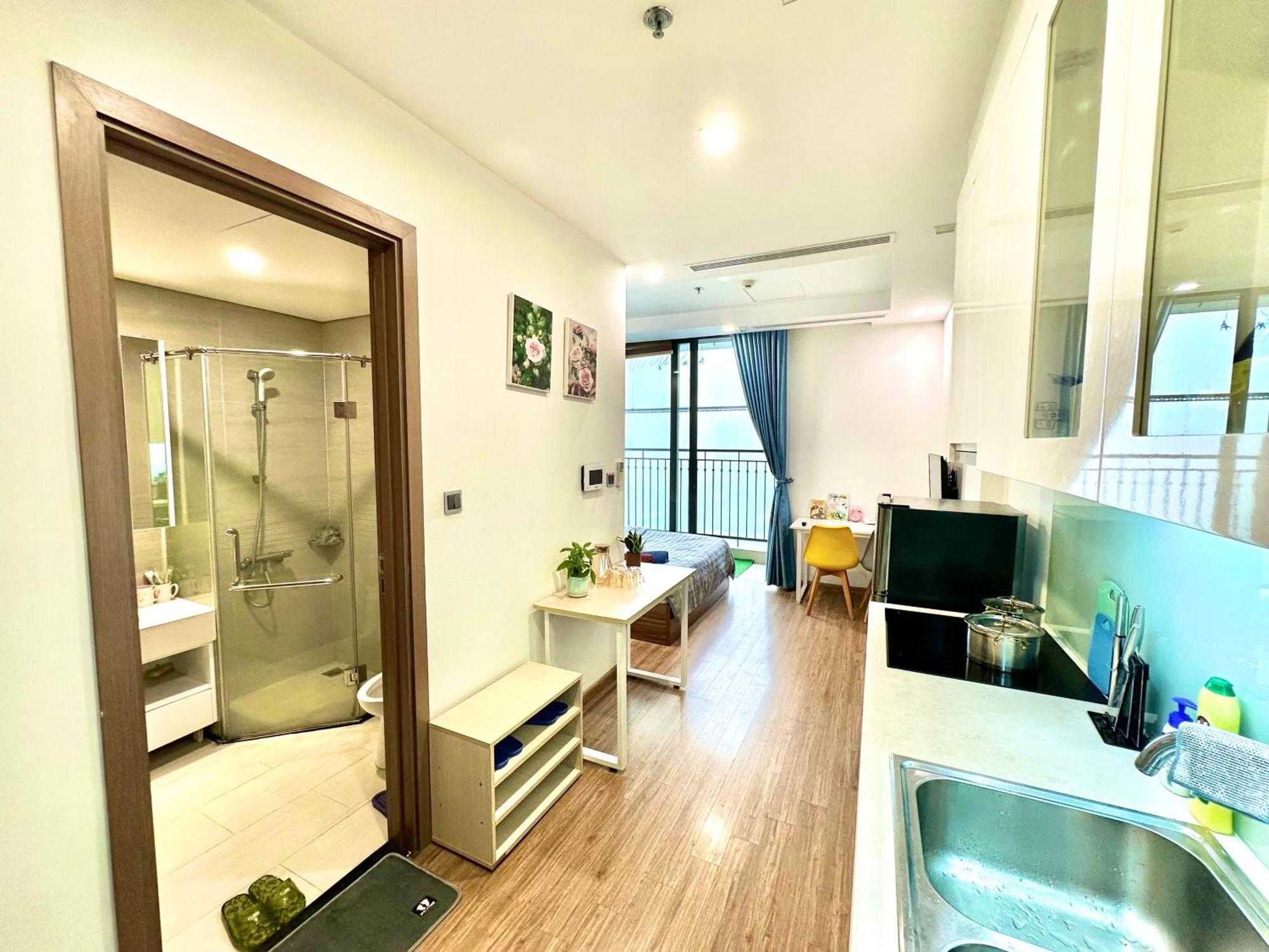 Apartment Five Star Studio Apt In Vinhomes Green Bay Near Dcapital & My Dinh *