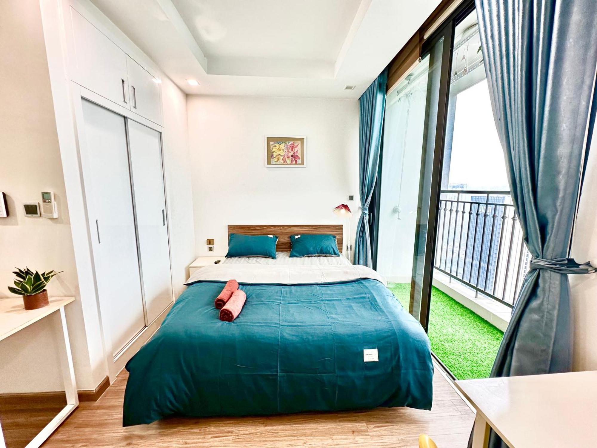 Five Star Studio Apt In Vinhomes Green Bay Near Dcapital & My Dinh Apartment *