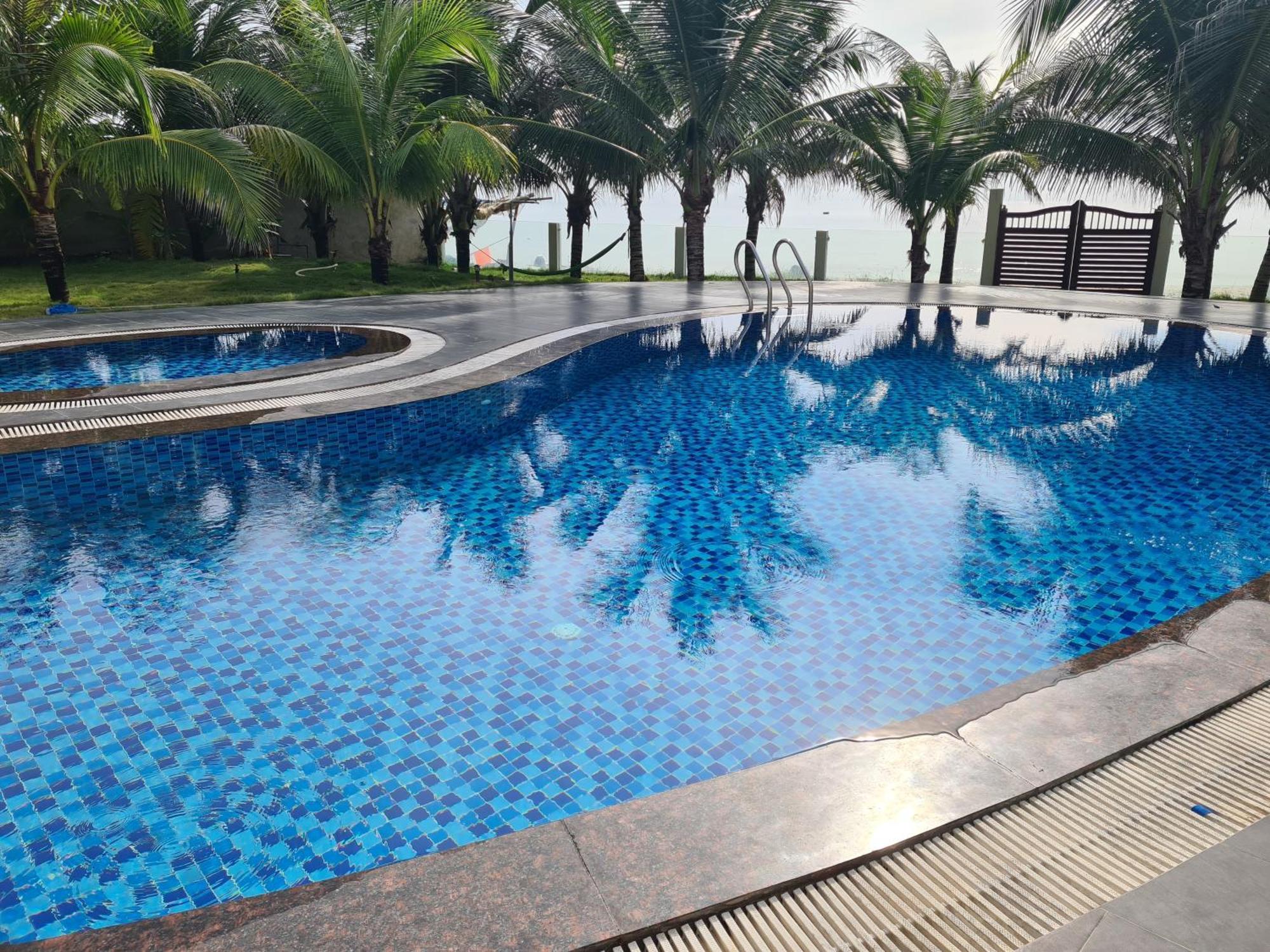Lang Chai Beachfront *
