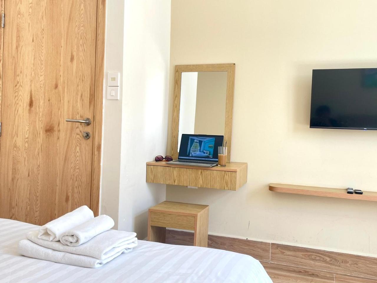 Hotel Teddy 108 & Cafe - 3 Stars - Grand World Phu Quoc