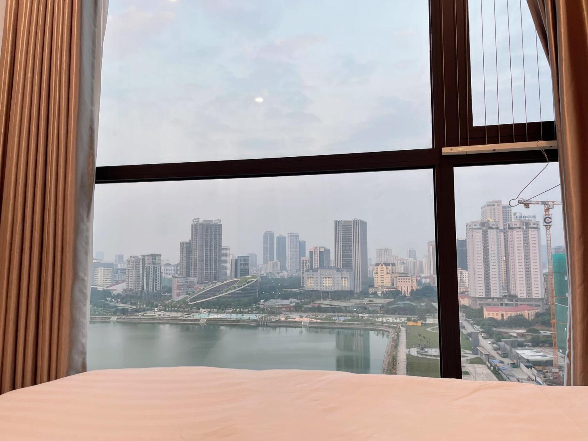 Vinhomes Skylake By Pham Hung Apartment *