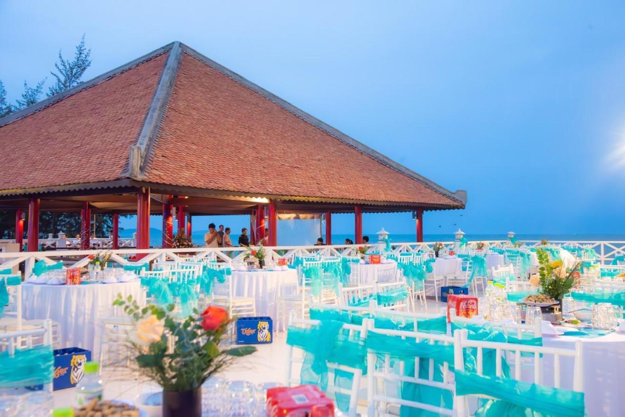 Full Moon Village Resort