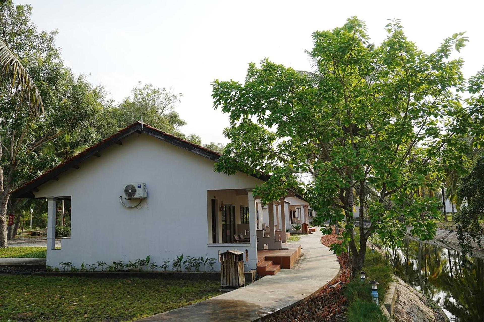 Dat Lanh Beach Resort Hotel La Gi