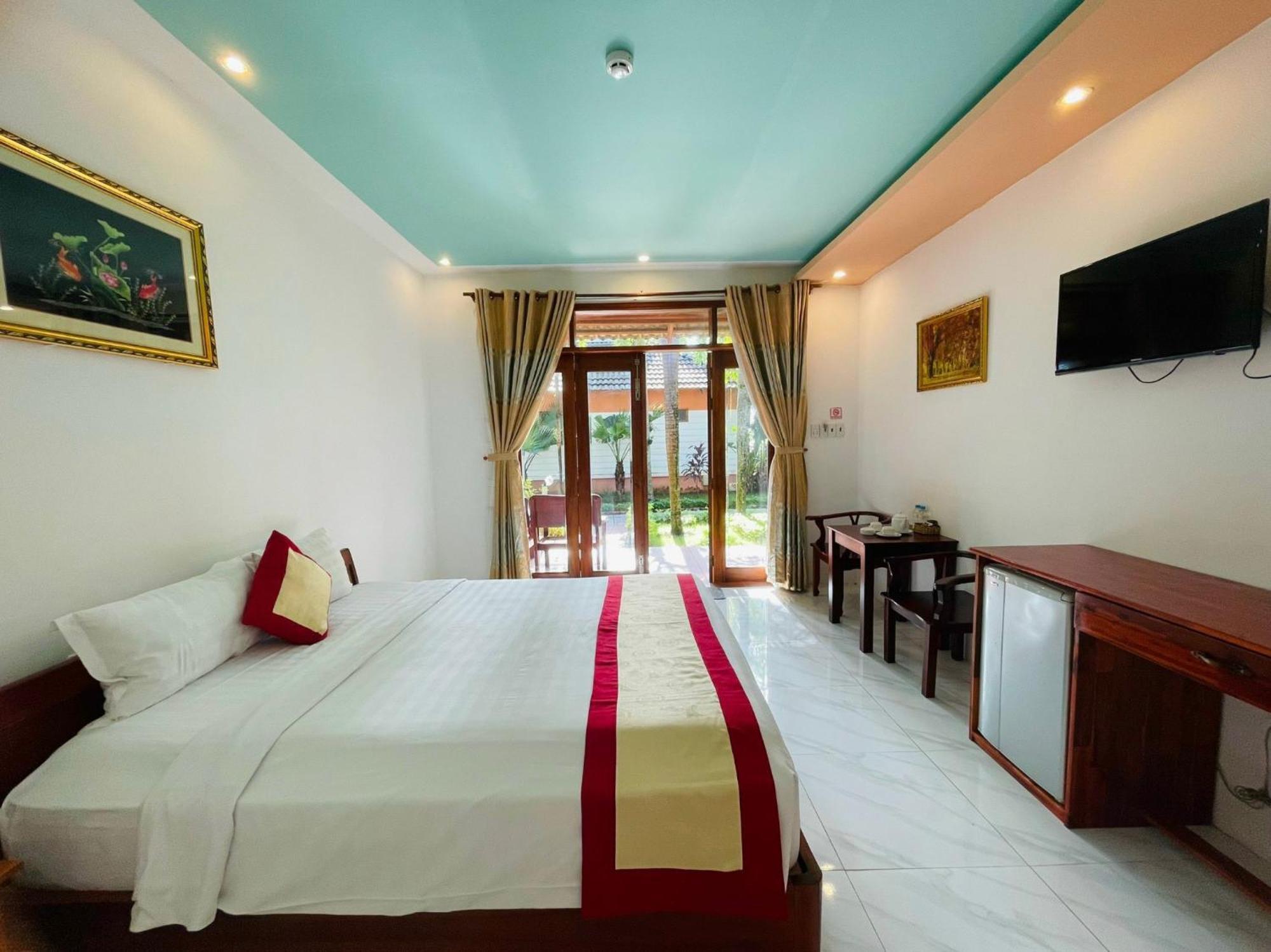 Orange Resort 3*