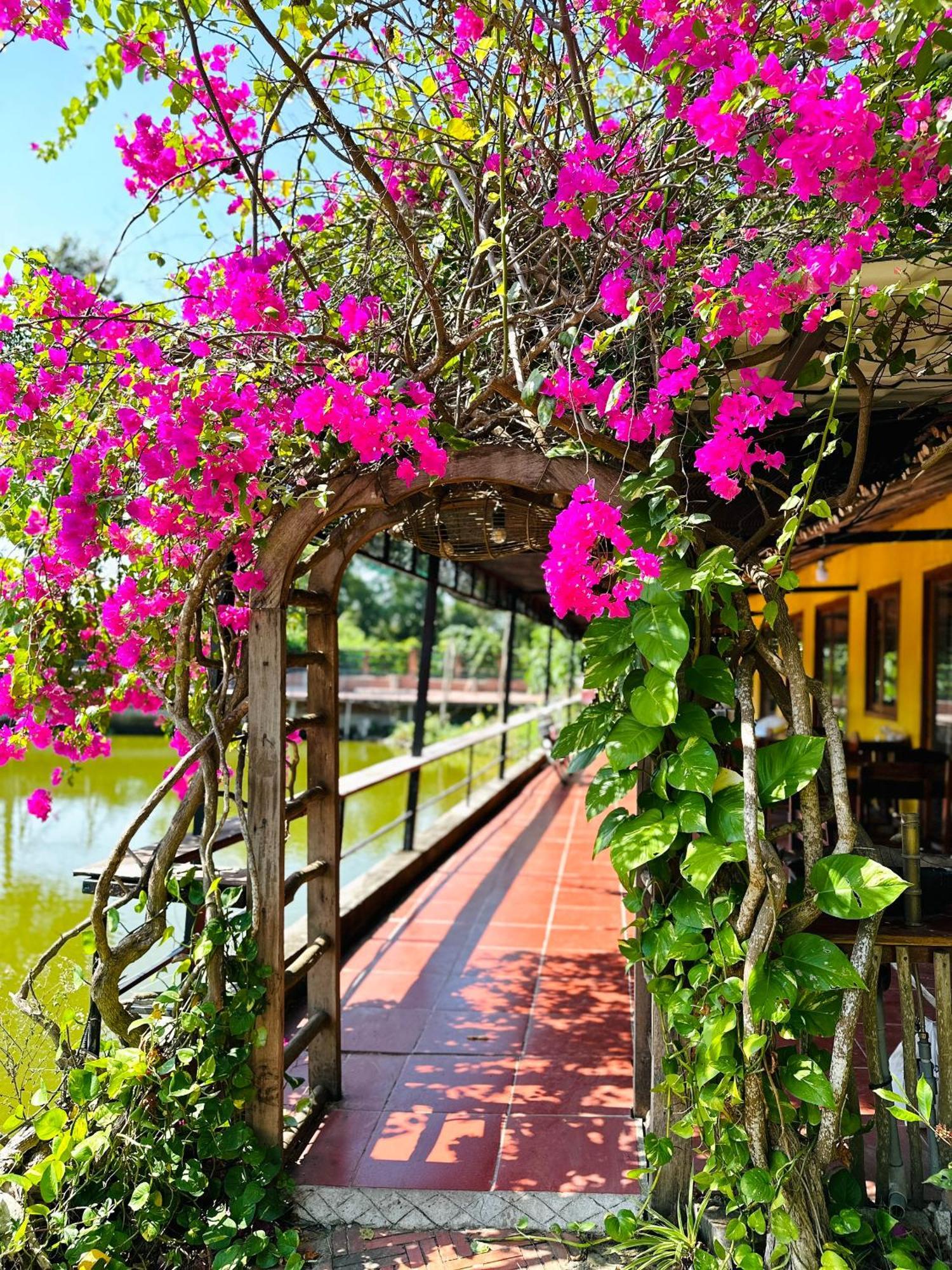 Lux Phuoc Apartment