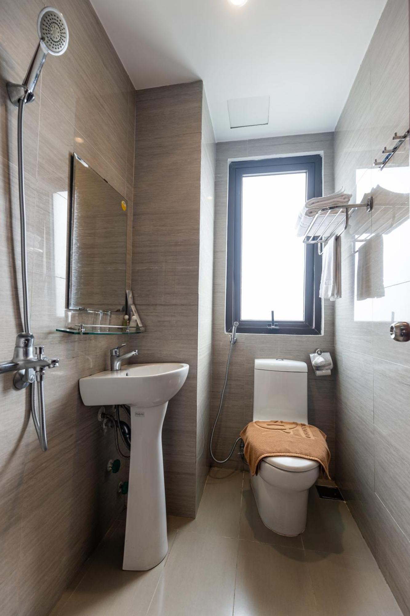 Hotel Golden Sun 4*