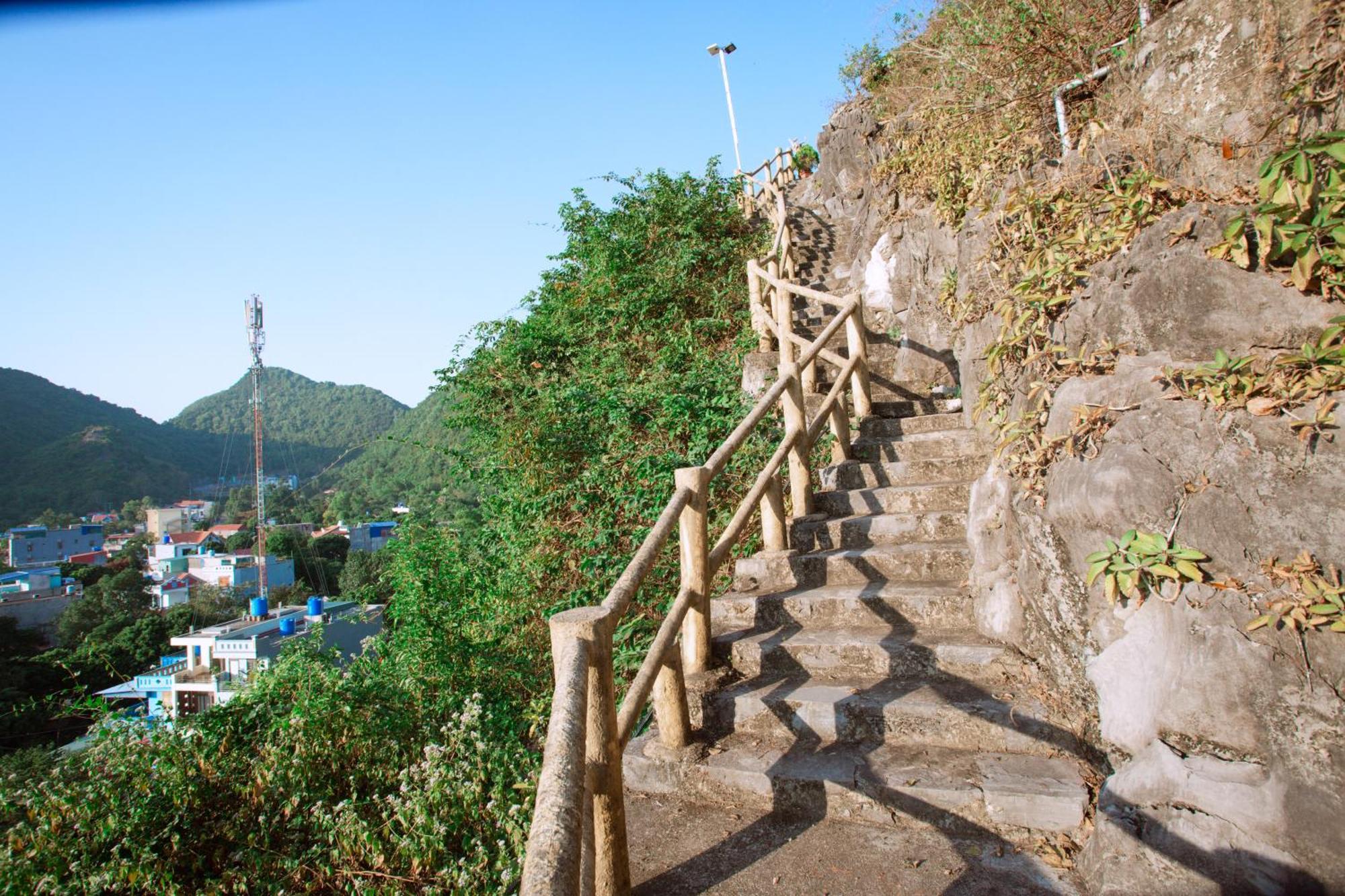 Cat Ba Mountain View Frühstückspension Chan Chau