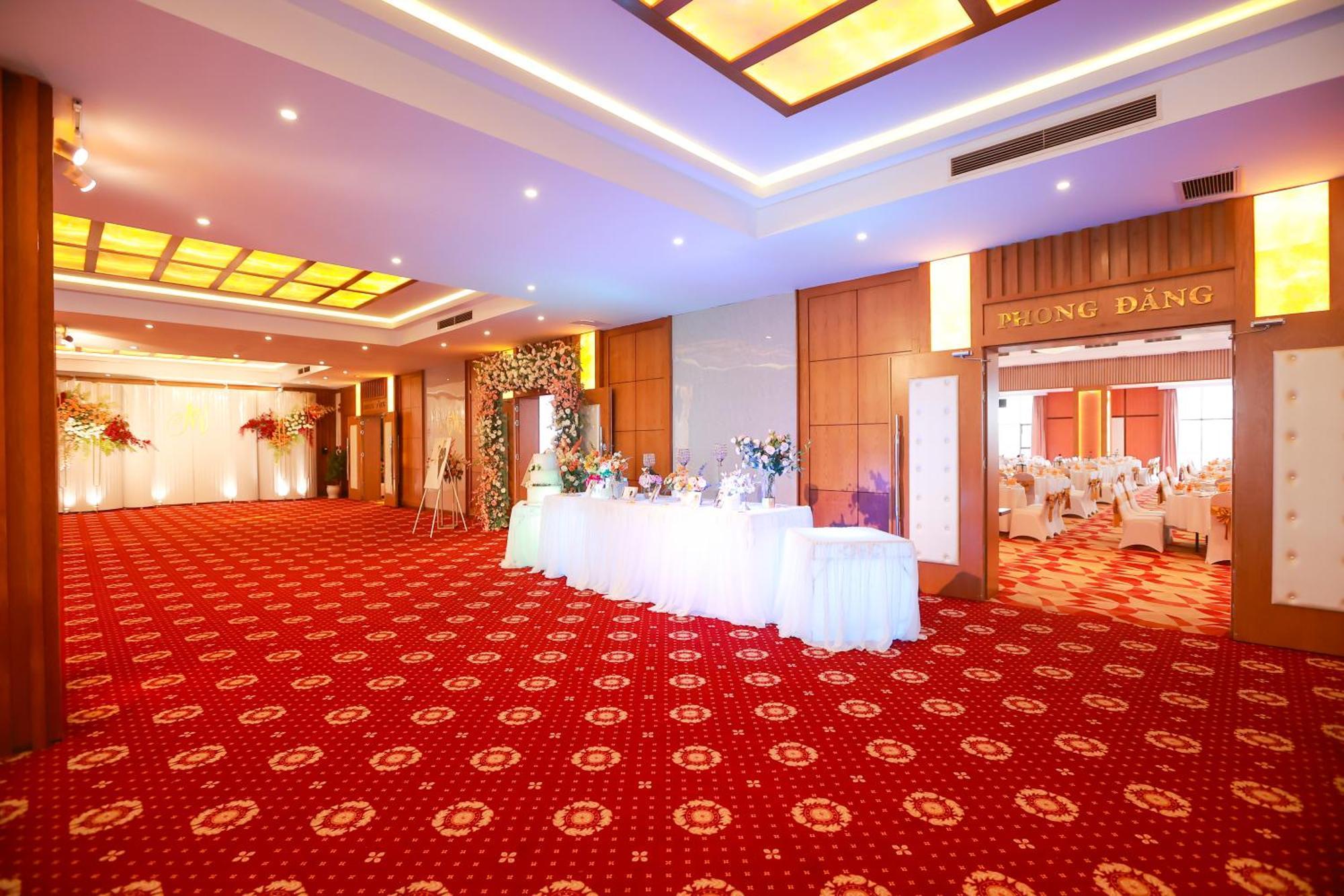 Khách sạn Muong Thanh Luxury Nhat Le