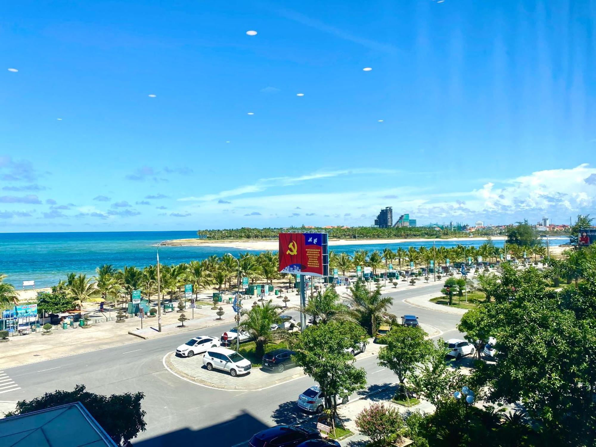 Khách sạn Muong Thanh Luxury Nhat Le 5*